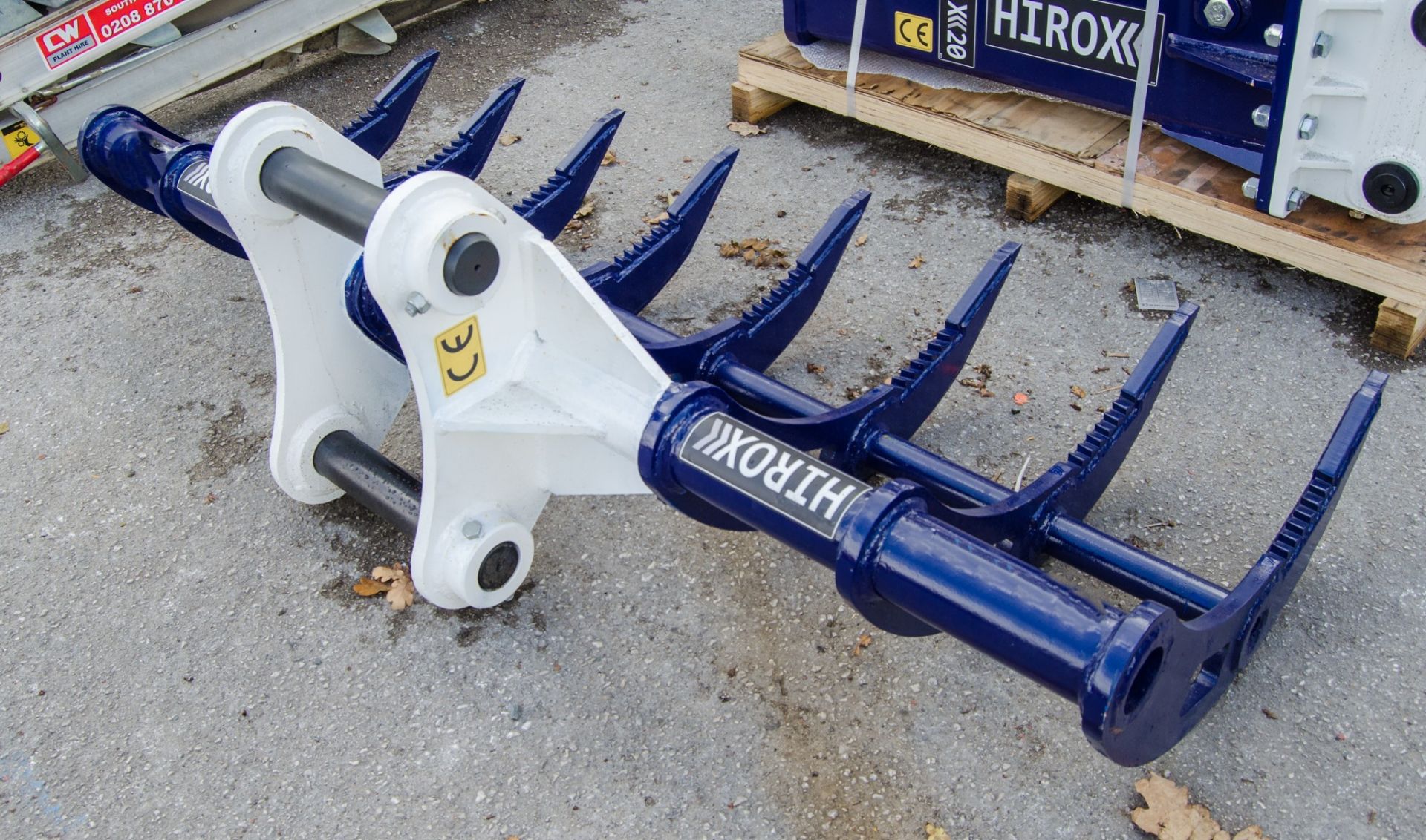 Hirox landscaping rake to suit 13 tonne excavator on 65mm pins ** New & unused ** - Image 2 of 3