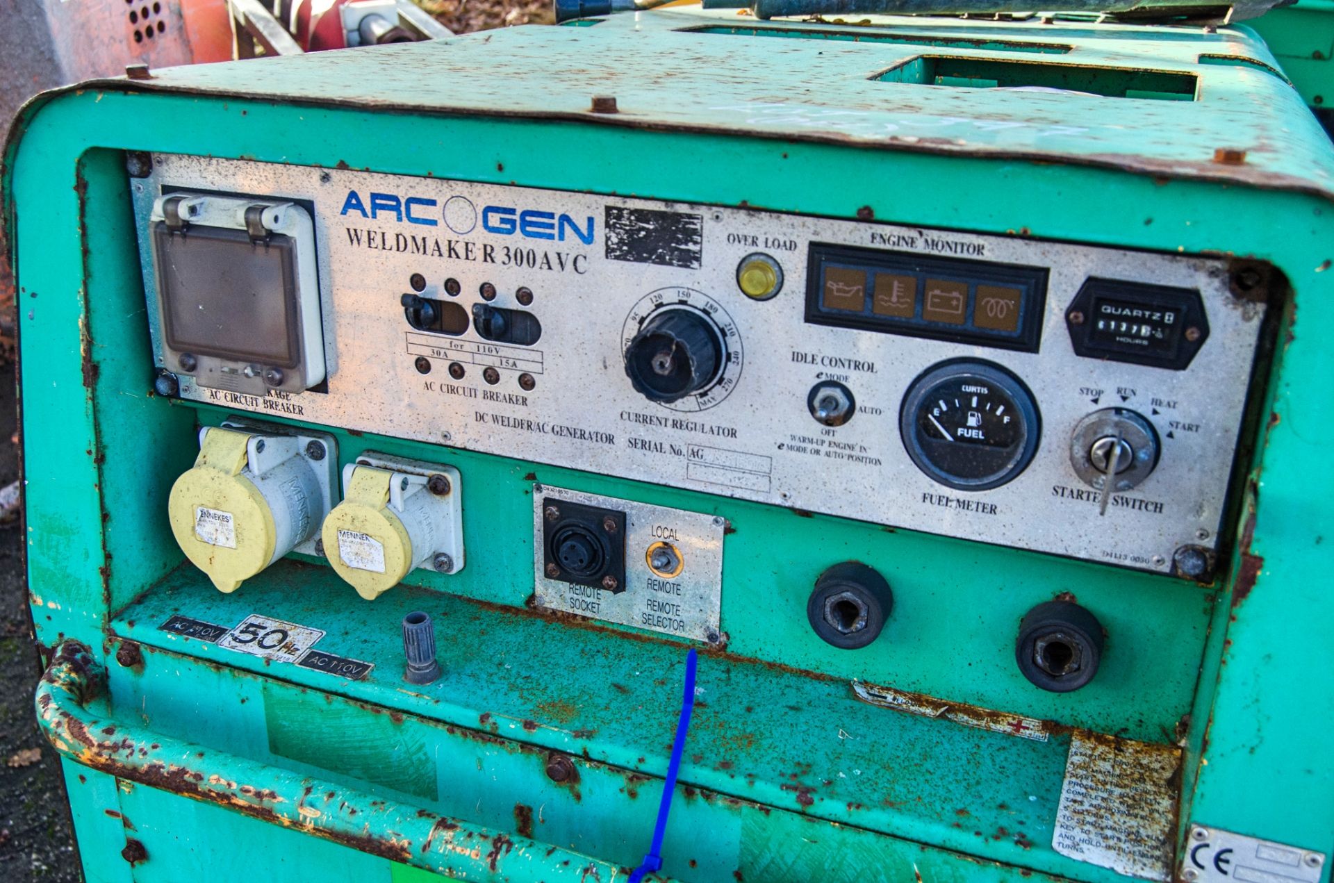 Arc Gen Weldmaker 300 AVC diesel driven fast tow welder/generator S/N: 1301807 Recorded hours: - Image 3 of 5
