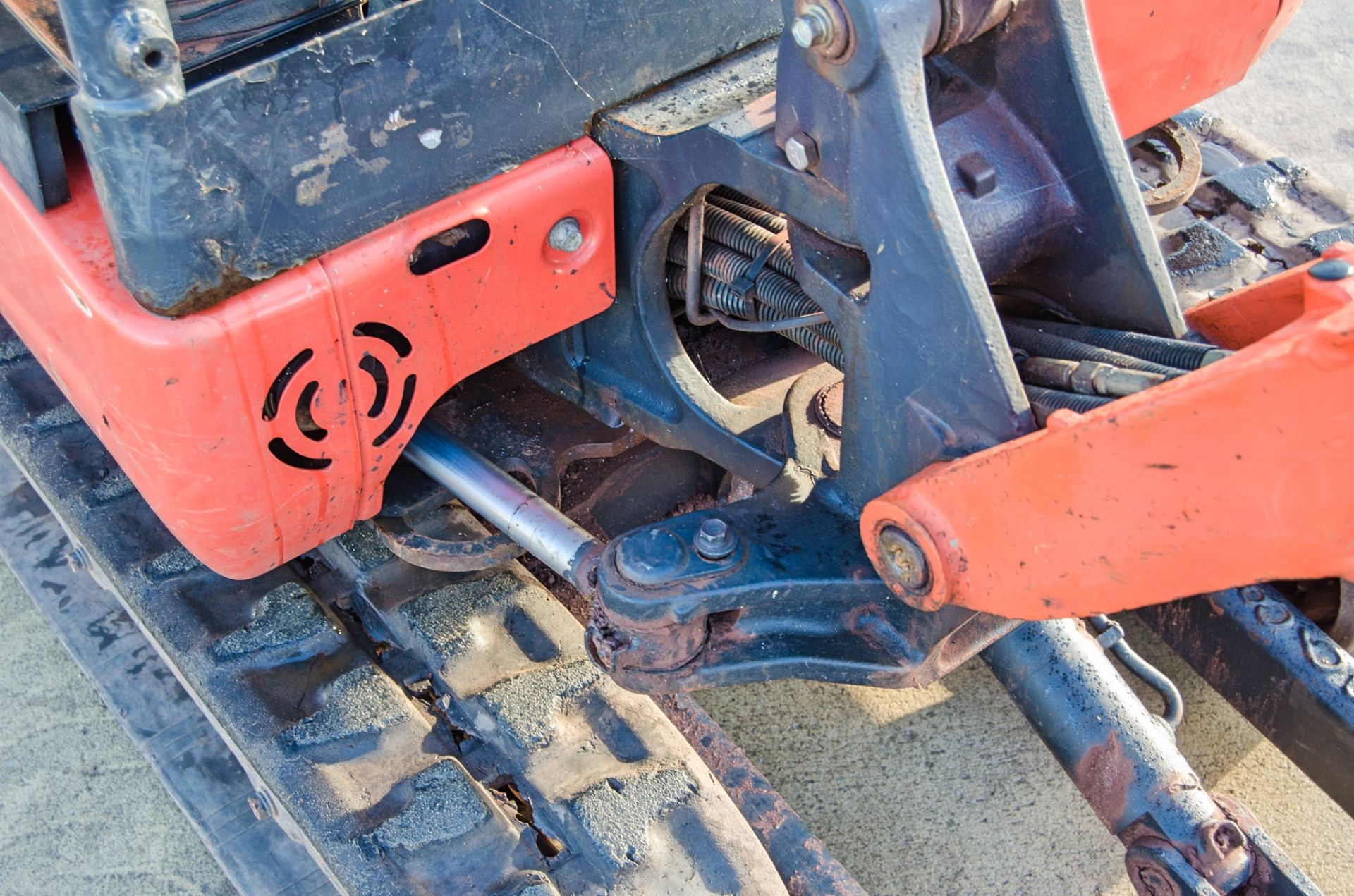 Kubota KX015-4 1.5 tonne rubber tracked mini excavator Year: 2015 S/N: 58352 Recorded Hours: 2725 - Image 18 of 24