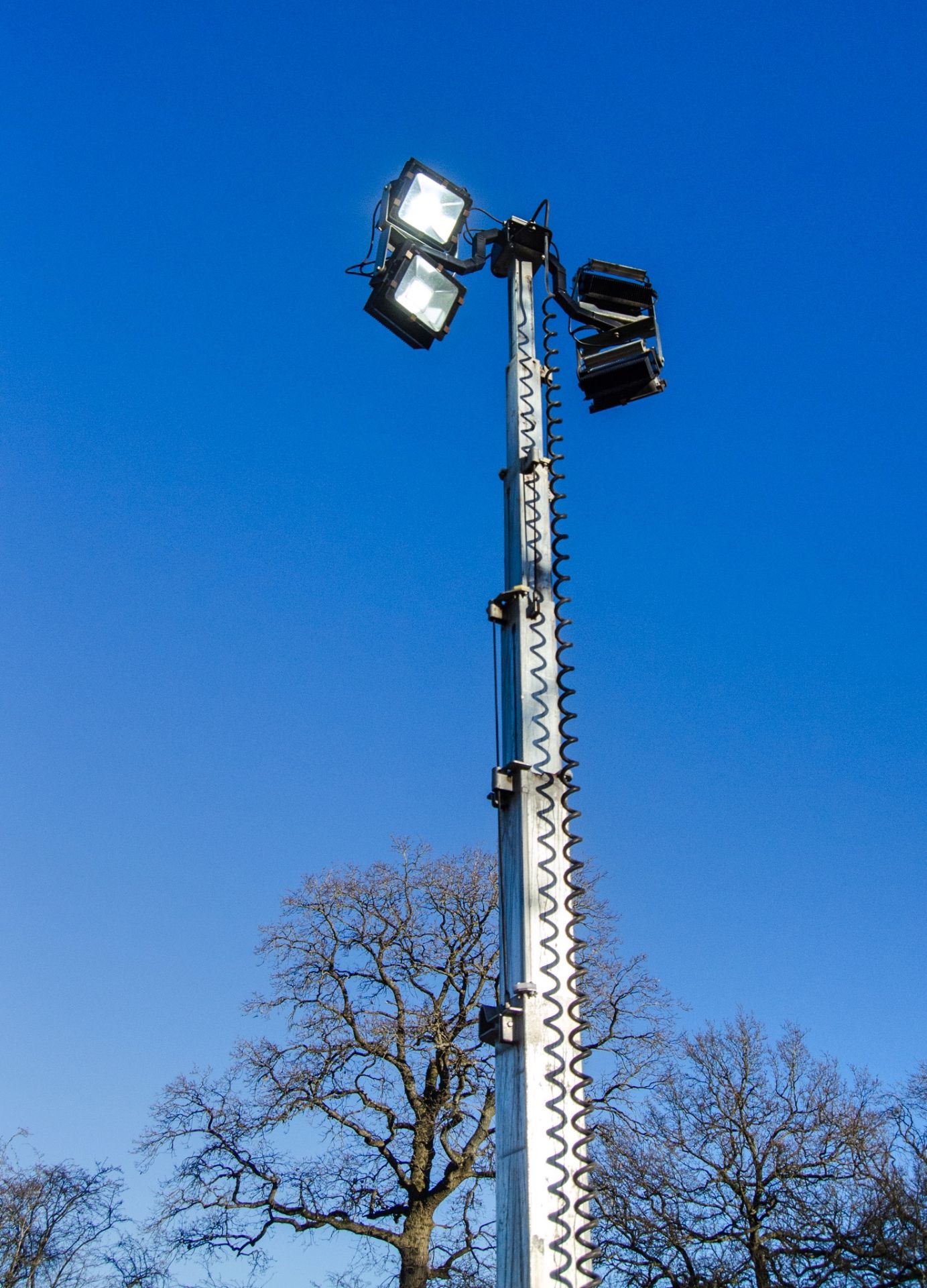 SMC TL90 diesel driven 4-head LED fast tow mobile lighting tower Year: 2019 S/N: T901915616 Recorded - Image 5 of 11