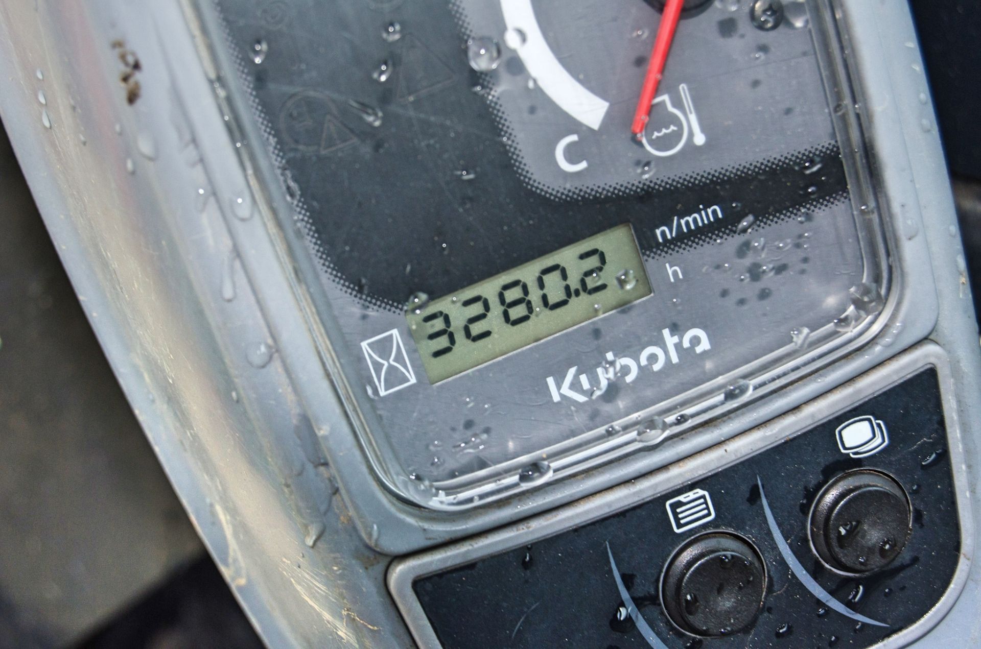 Kubota KX016-4 1.5 tonne rubber tracked mini excavator Year: 2015 S/N: 58861 Recorded Hours: 3280 - Image 24 of 26