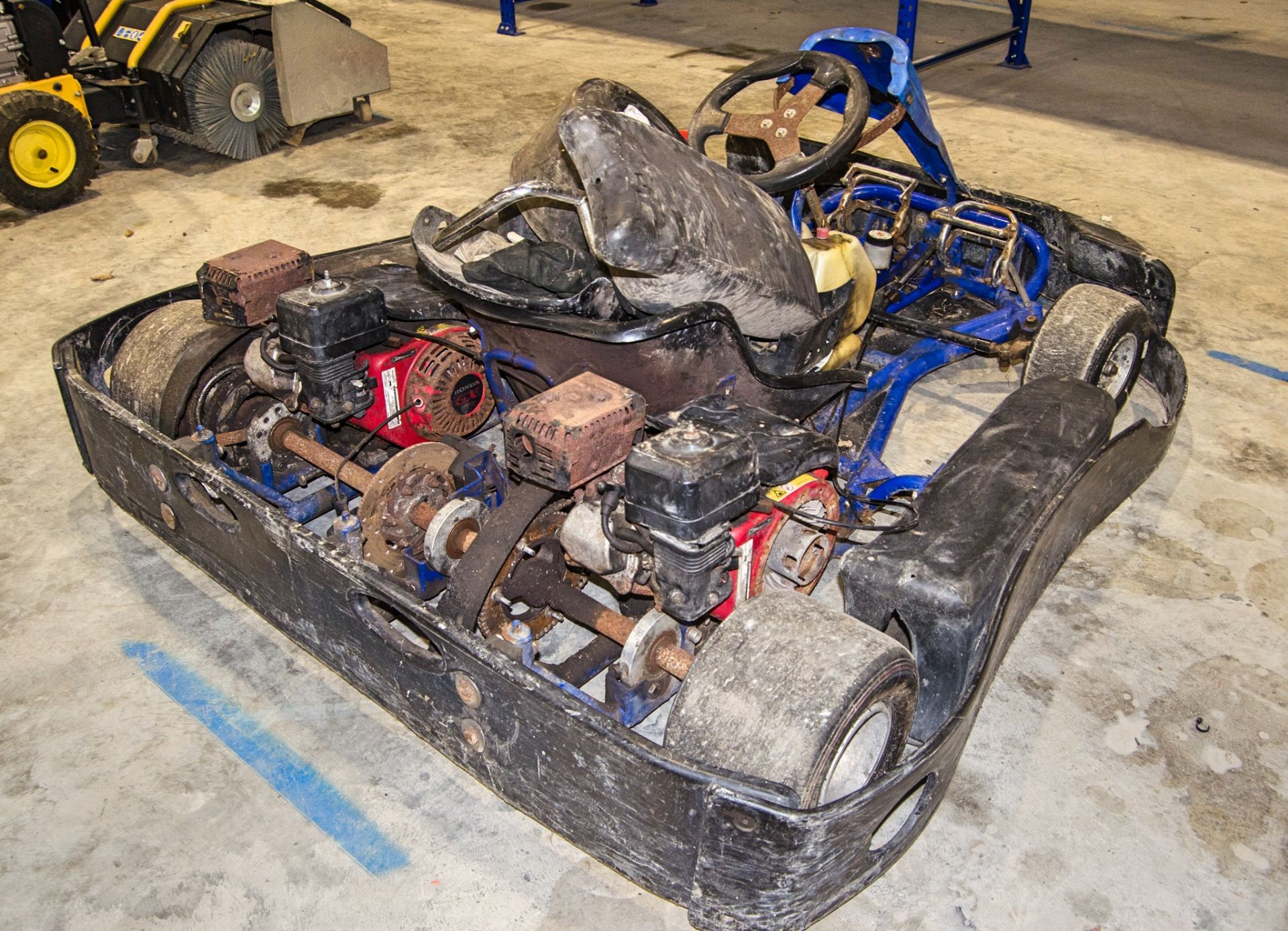 Twin engined petrol driven Go Kart ** No VAT on hammer but VAT will be charged on buyer's premium ** - Image 4 of 6