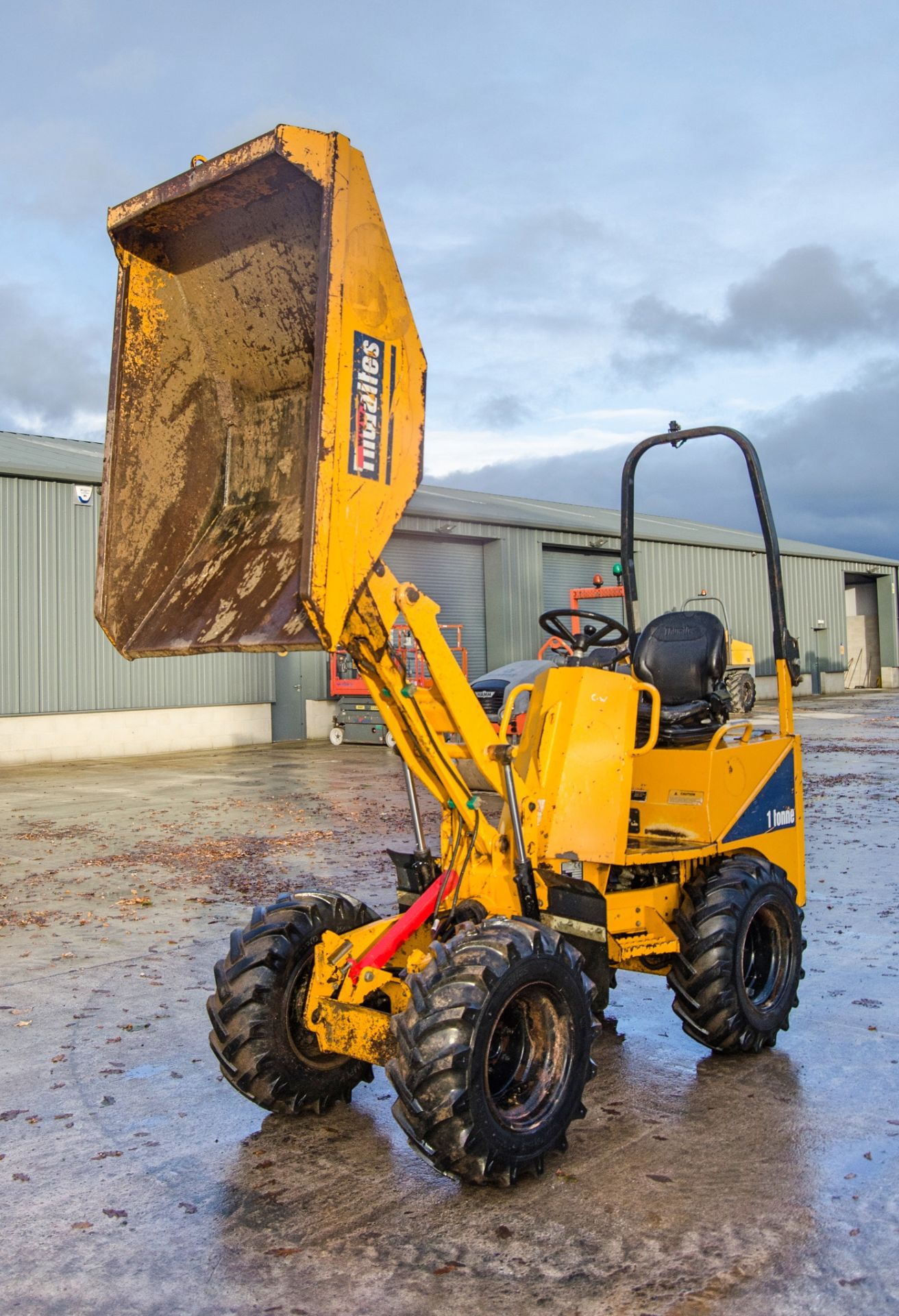 Thwaites 1 tonne hi-tip dumper Year: 2014 S/N: Z1417C9163 Recorded Hours: 2024 E321113 - Image 9 of 23