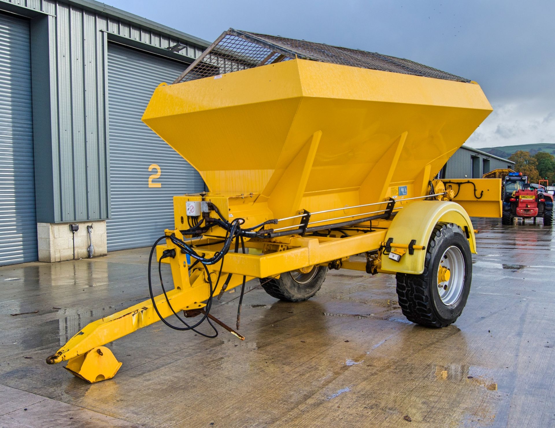 Econ WZCTPF35 hydraulic towable gritter Year: 2014 S/N: 41771