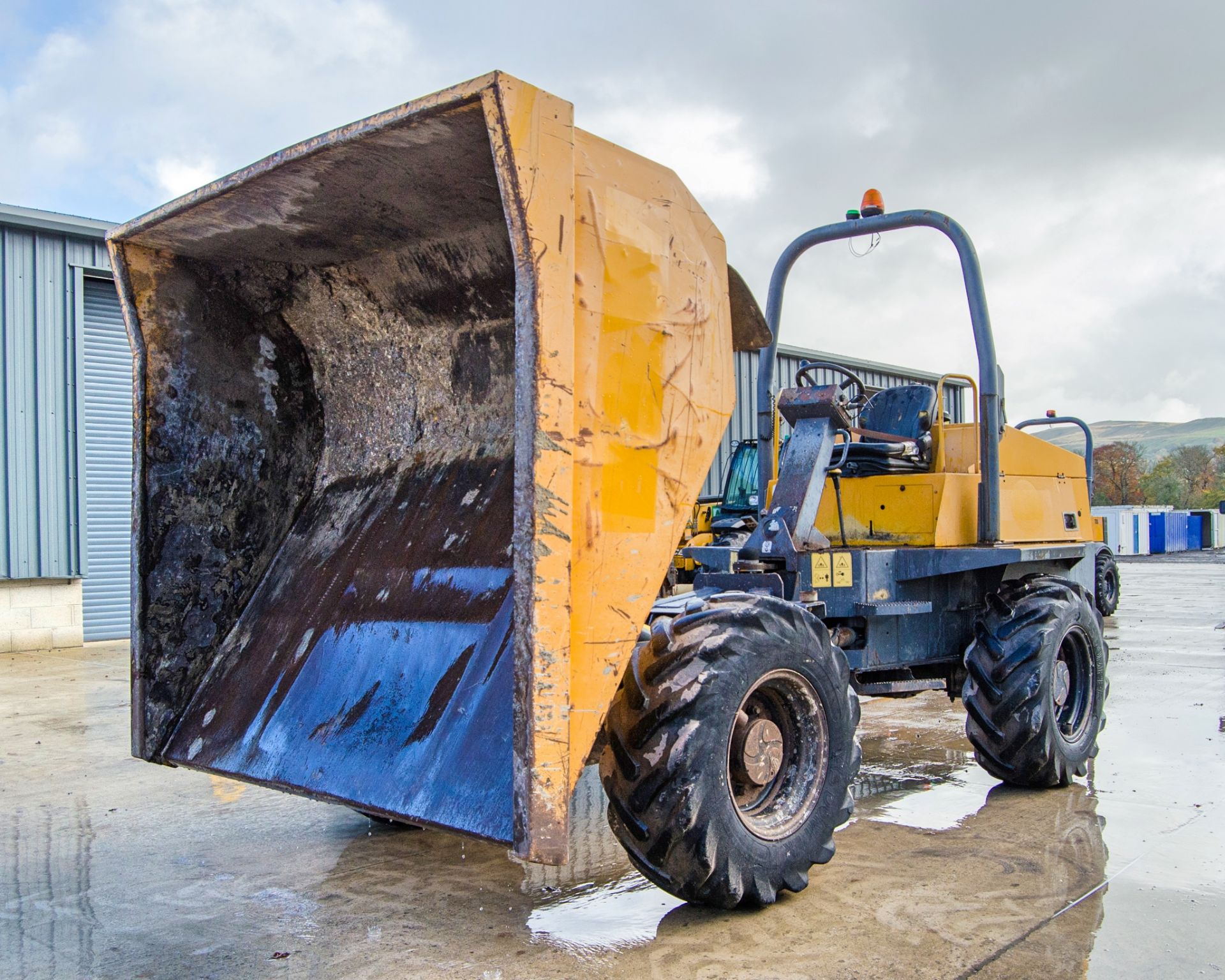 Terex TA6 6 tonne straight skip dumper Year: 2014 S/N: EE1PH4948 Recorded Hours: Not displayed ( - Image 9 of 23