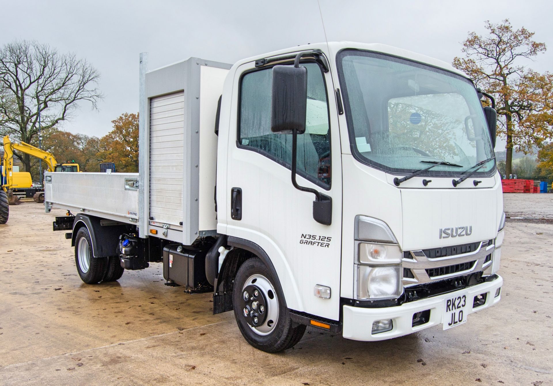 Isuzu Grafter N35.125 tipper Registration Number: RK23 JLO Date of Registration: 28/04/2023 MOT - Image 2 of 35