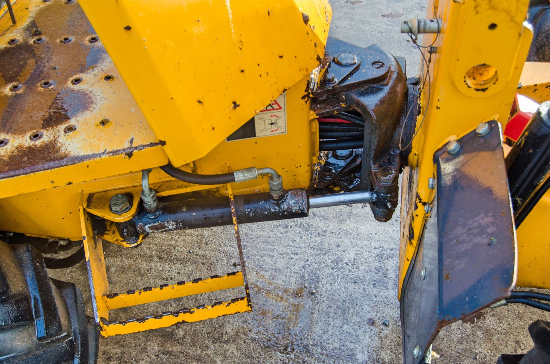 Thwaites 1 tonne hi-tip dumper Year: 2014 S/N: Z1417C9163 Recorded Hours: 2024 E321113 - Image 13 of 23