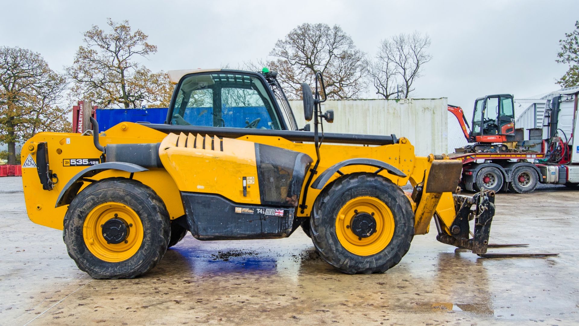 JCB 535-125 Hi-Viz 12.5 metre telescopic handler Year: 2015 S/N: 2348540 Recorded Hours: 4358 - Image 8 of 24