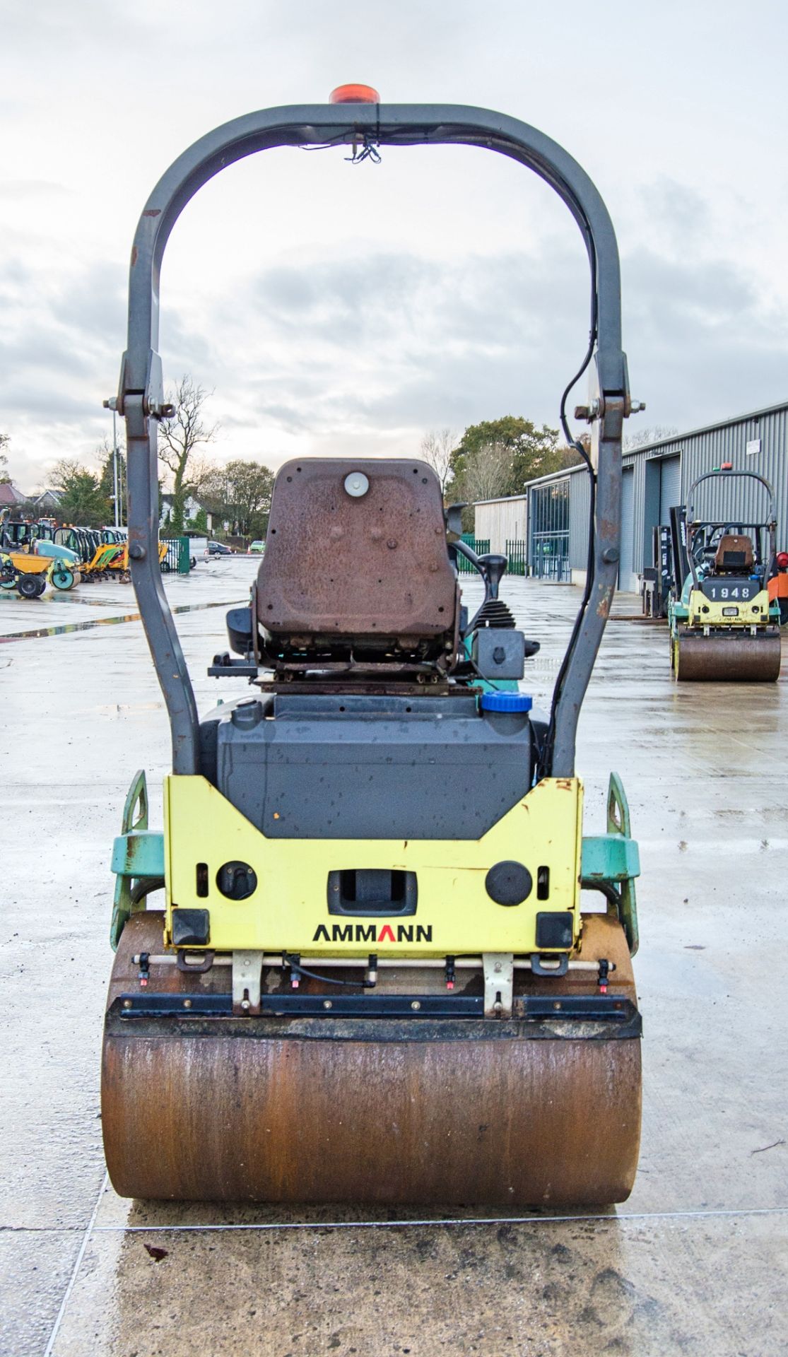 Ammann ARX26 double drum ride on roller Year: 2015 S/N: 6150218 Recorded Hours: Not displayed 2049 - Image 5 of 19