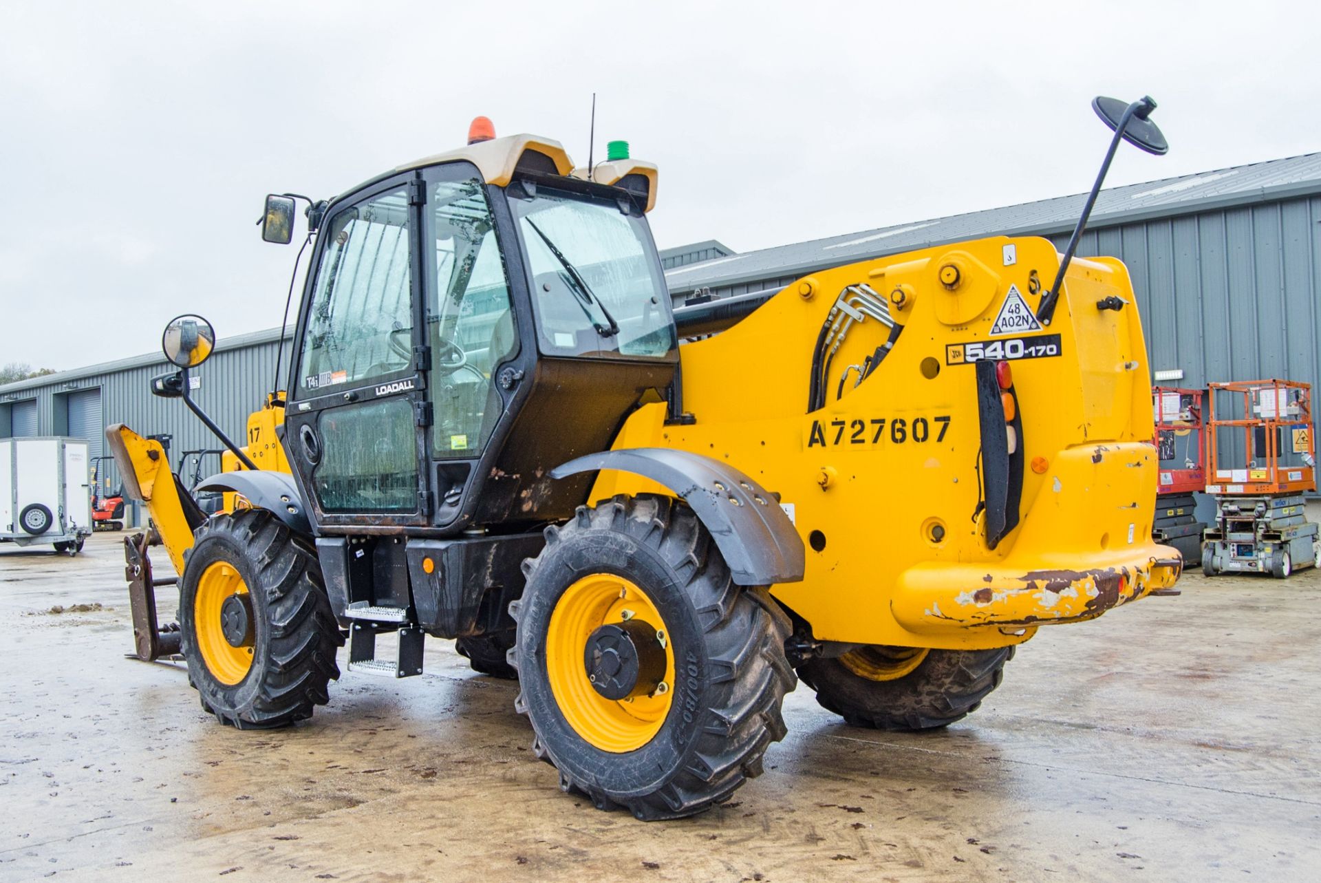 JCB 540-170 T4i IIIB 17 metre telescopic handler Year: 2016 S/N: 2461875 Recorded Hours: 5455 c/w - Image 4 of 25