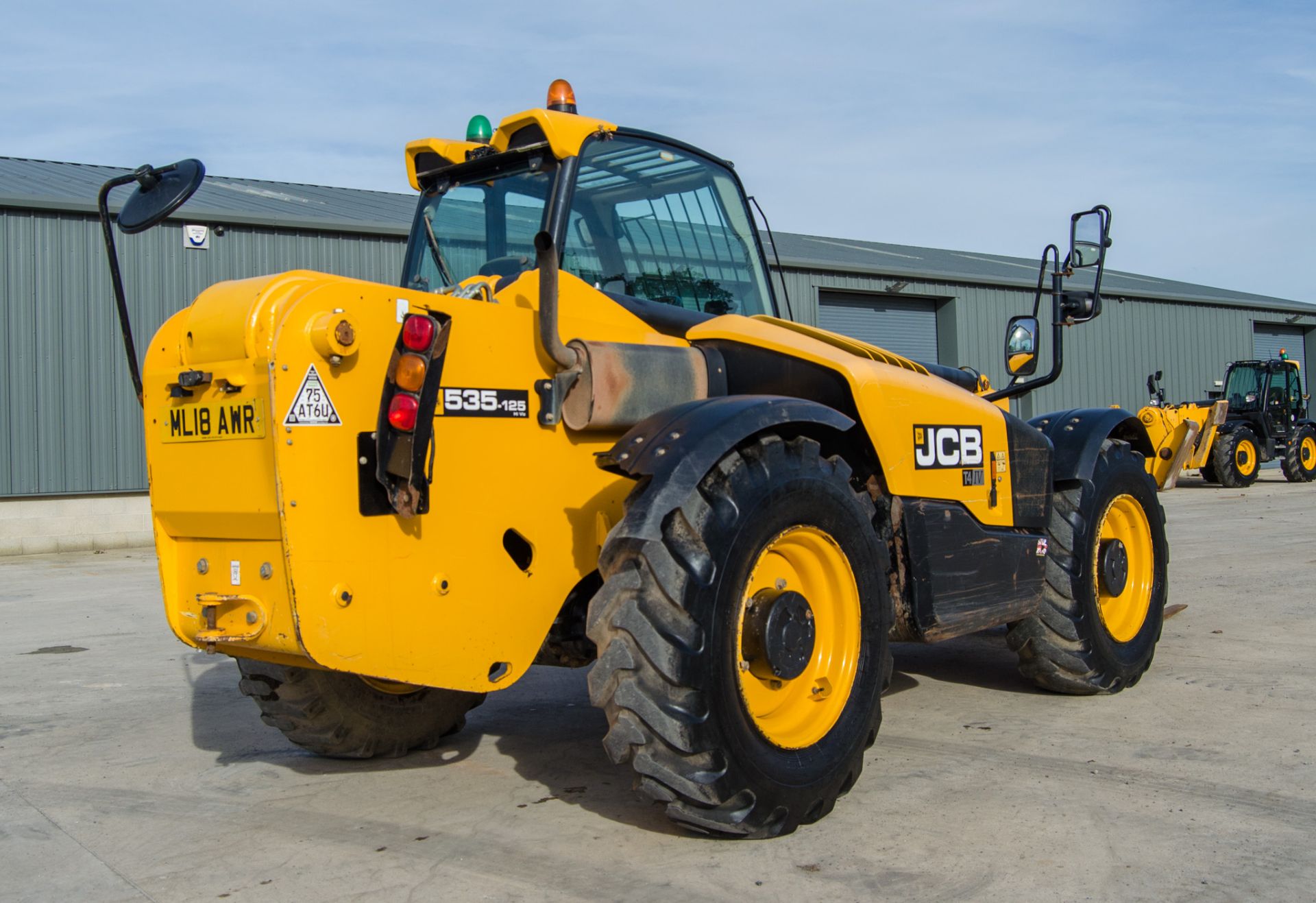 JCB 535-125 Hi-Viz T4 IV 12.5 metre telescopic handler Year: 2018 S/N: 2725276 Recorded Hours: - Image 4 of 26