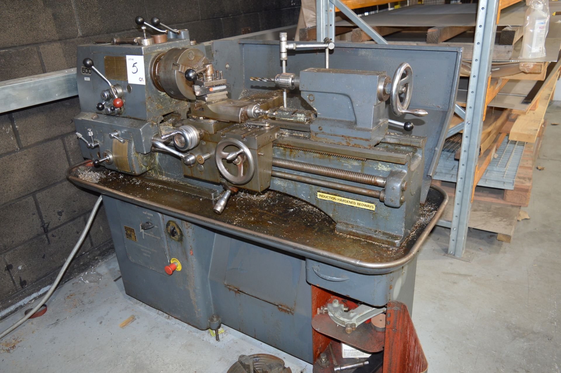 Colchester 600 centre lathe Swing approx. 13" x 20" S/N: 2/76502 c/w 3 & 4 jaw chucks