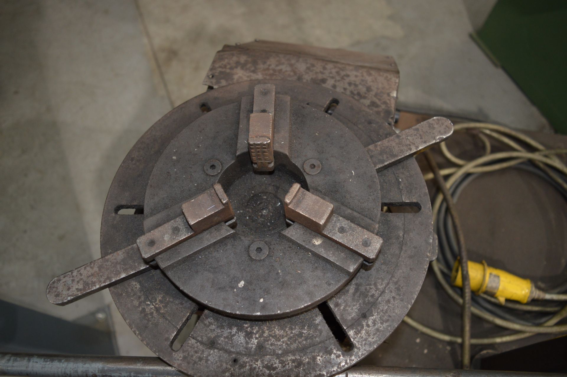 Mac Matsumoto 110v work positioner c/w 3 jaw chuck and foot pedal - Image 4 of 4