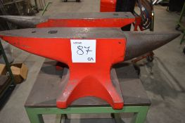 Cast iron single horn anvil