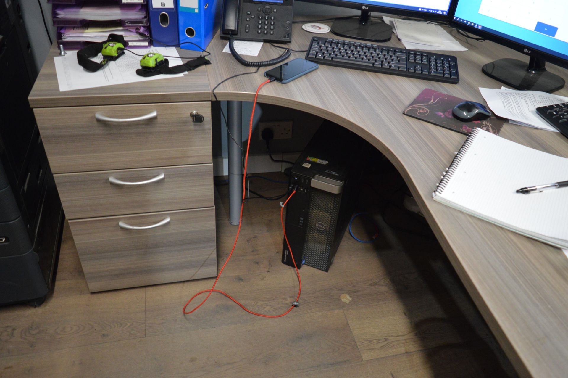 Curved workstation Approx. 1800mm x 1100mm c/w 3 drawer pedestal ** Not including contents ** - Image 2 of 2