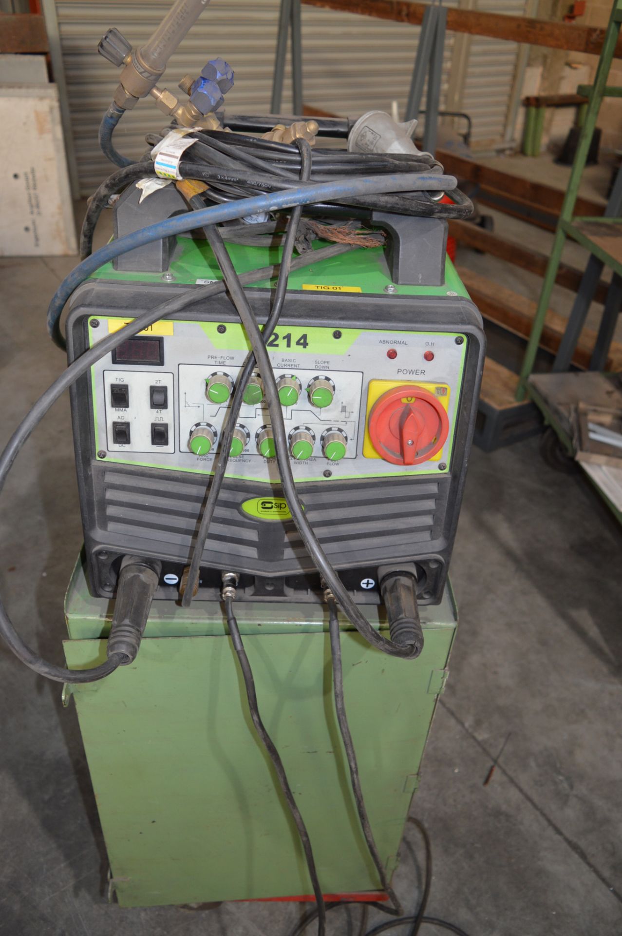 SIP T214 TIG welder c/w torch, regulator, earth lead and foot control - Image 2 of 5