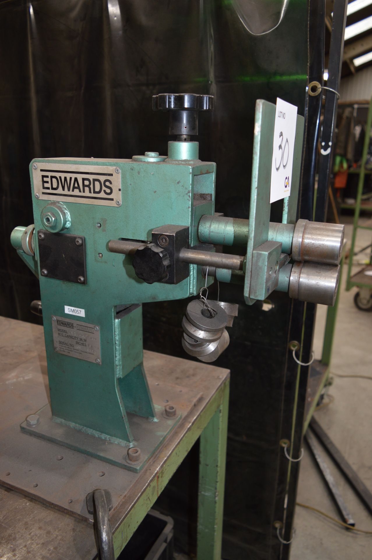 Edwards Kennard UR2 multi roll manual swaging machine Capacity 18g m.s S/N: KEE 1193358 c/w quantity - Image 3 of 5
