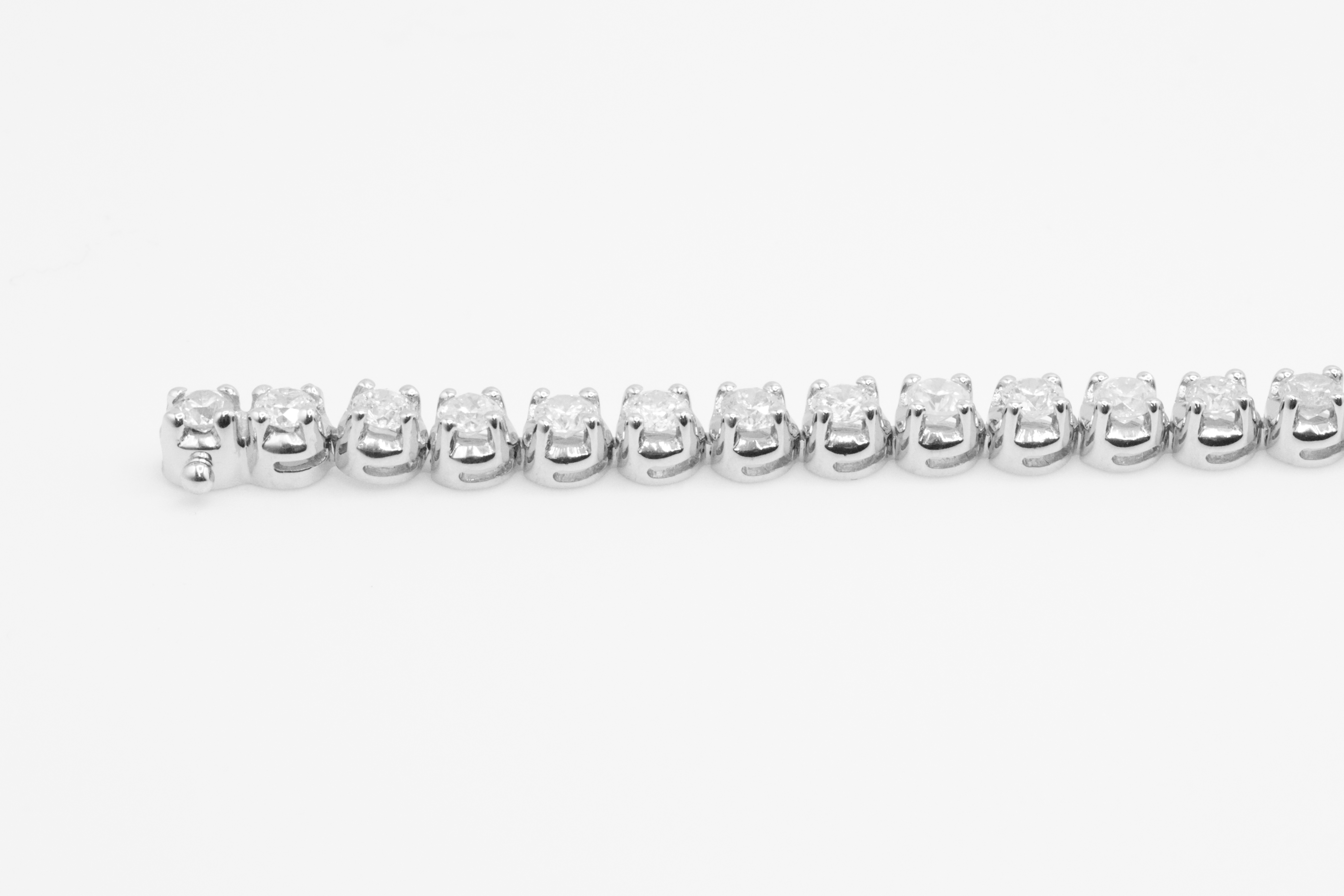 7.0 Carat 18ct White Gold Tennis Bracelet set with Round Brilliant Cut Natural Diamonds - Image 11 of 16