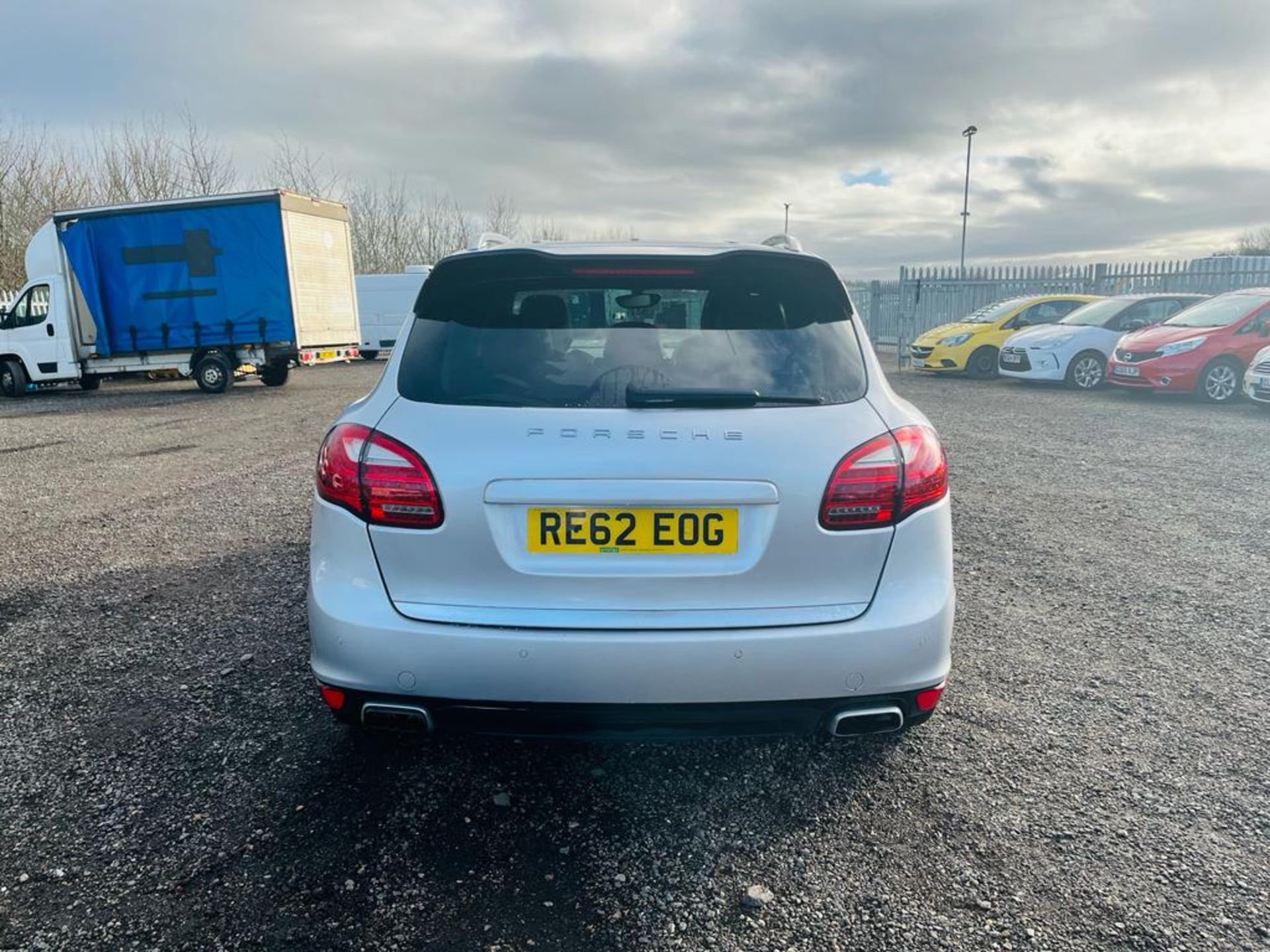 ** ON SALE ** Porsche Cayenne S 3.0 V6 D TipTronic Auto 2012 '62 Reg' Sat Nav- Metallic Silver- SUV - Image 6 of 25