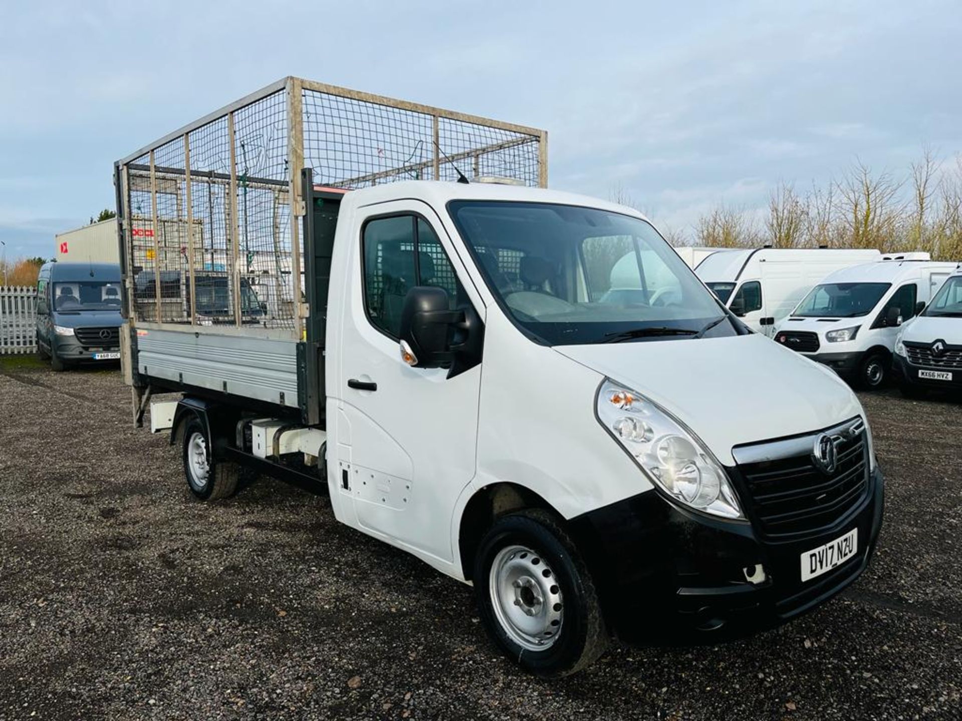 ** ON SALE ** Vauxhall Movano F3500 2.3 CDTI Tipper Body 2017 '17 Reg' - ULEZ Compliant