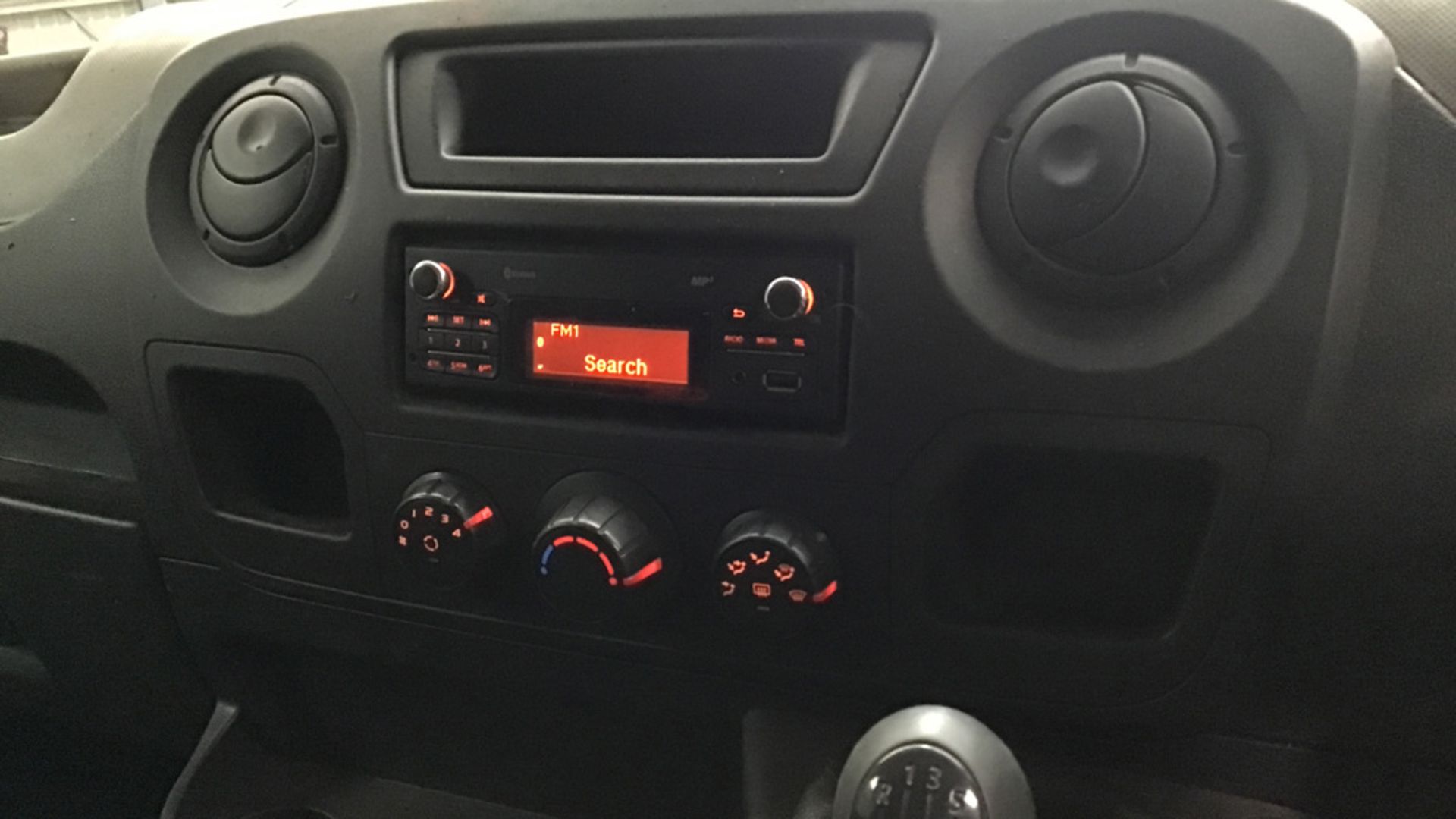 ** ON SALE ** Renault Master 2.3 DCI MH L2 H3 100 2015 '65 Reg' - Panel Van - Image 8 of 9