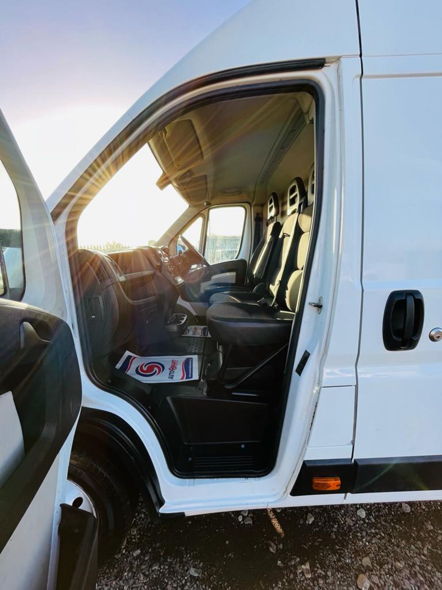 ** ON SALE ** Peugeot Boxer 2.0 BlueHDI Professional L4 H2 2018 '68 Reg' ULEZ Compliant - Sat Nav - Image 8 of 23