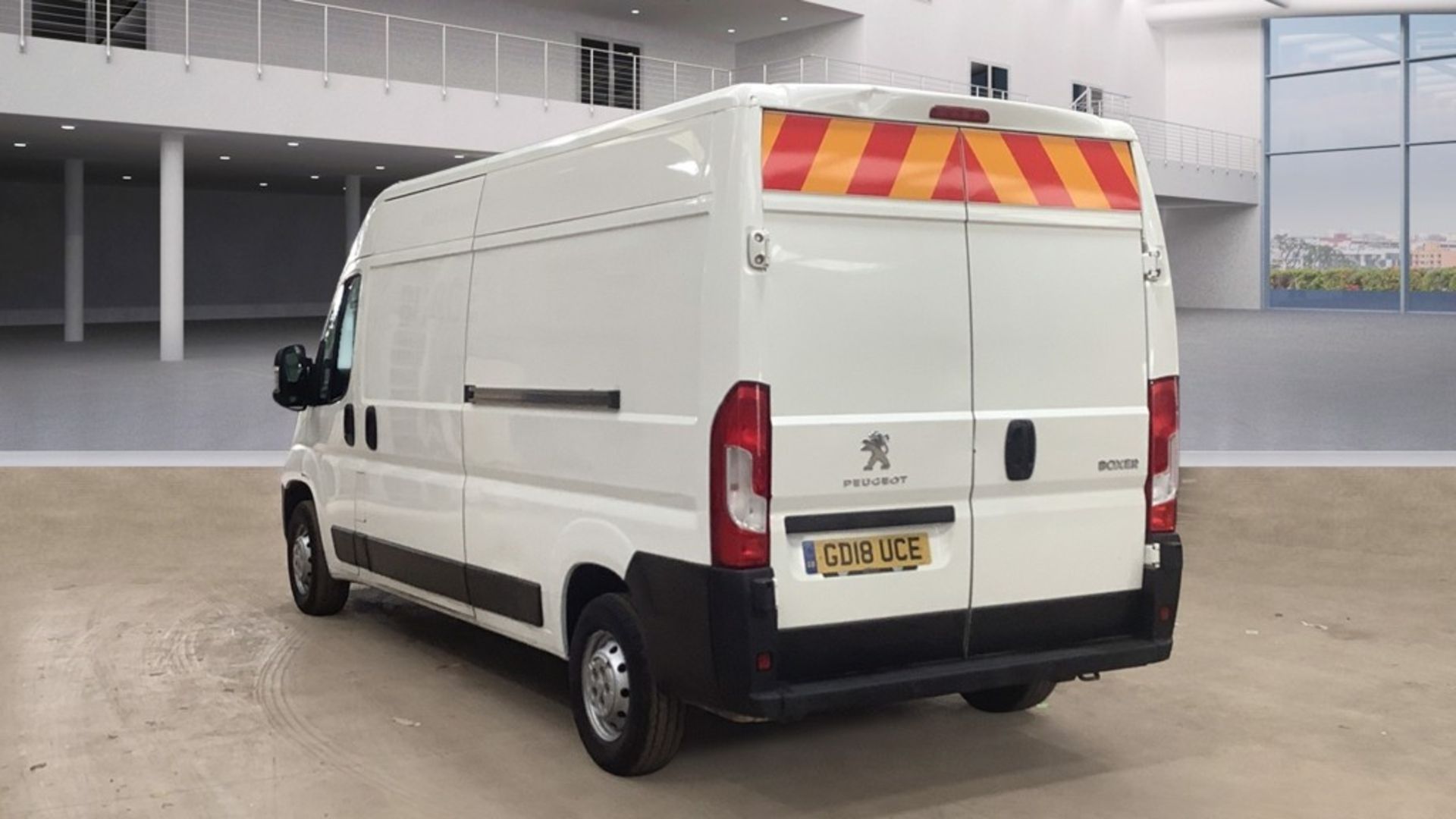 Peugeot Boxer 2.0 BlueHDI L3 H2 Professional 2018 '18 Reg' Sat Nav - A/C - ULEZ Compliant - Image 4 of 10