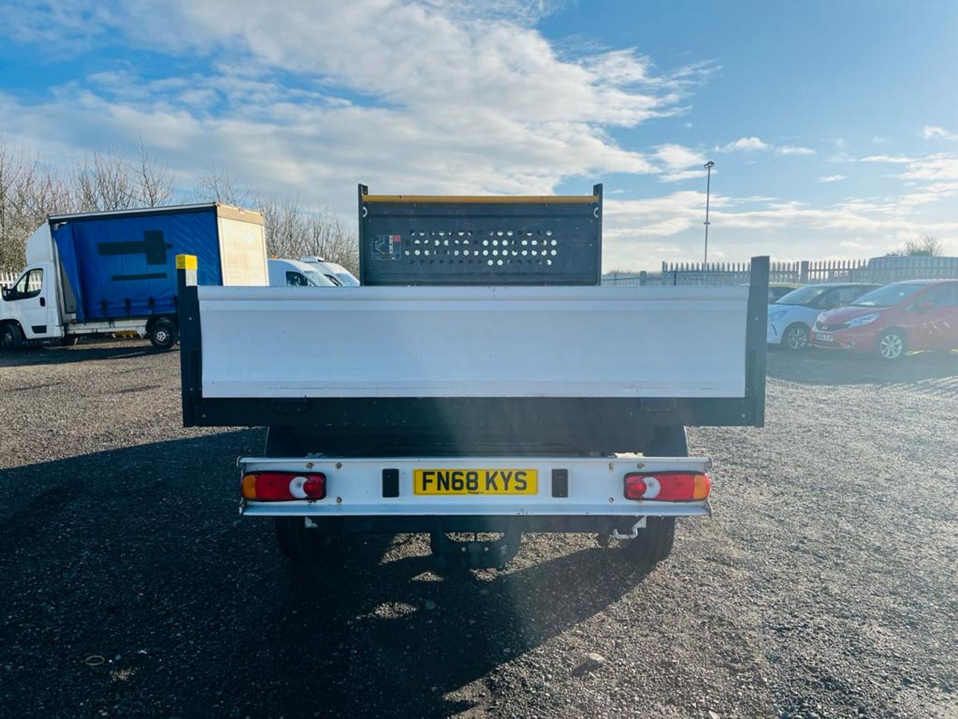 ** ON SALE ** Peugeot Boxer 2.0 BlueHDI 'Built For Business' Alloy Dropside 2018 '68 Reg' - Image 8 of 20