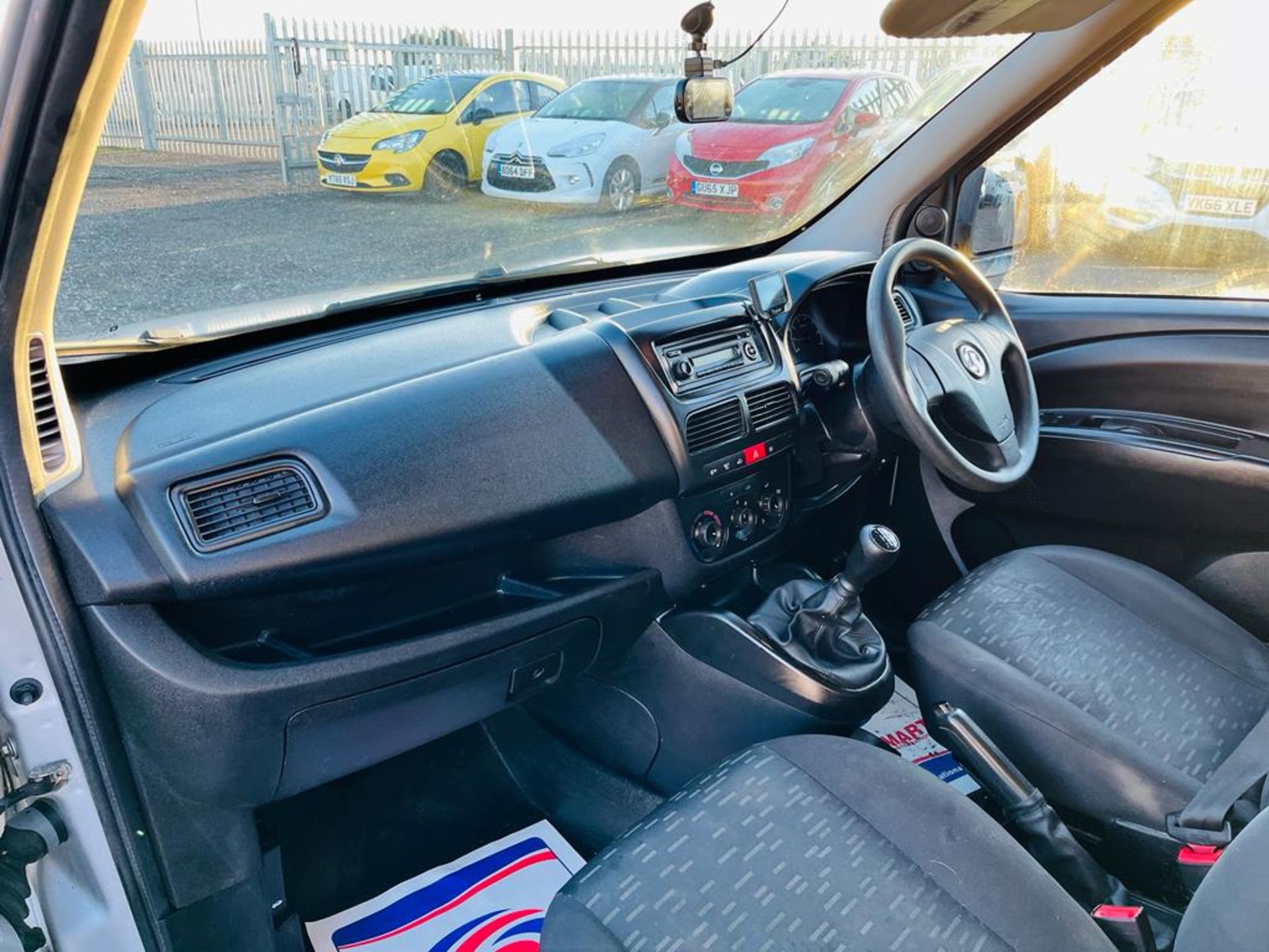 ** ON SALE ** Vauxhall Combo 1.3 CDTI 'Sportive' L1 H1 2015 '15 Reg' - Panel Van - No Vat - Image 19 of 23