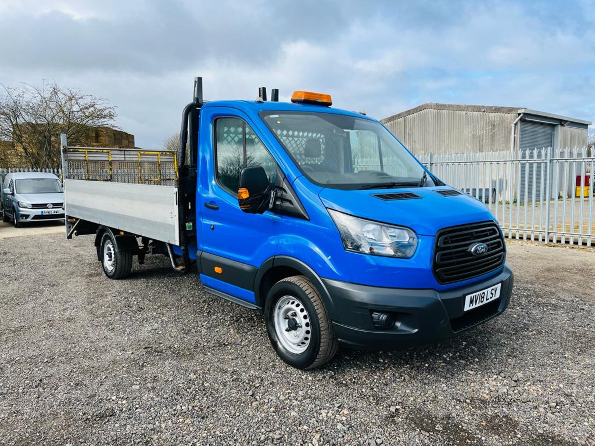 **ON SALE** Ford Transit 2.0 TDCI EcoBlue RWD L4 2018 '18 Reg' Alloy Dropside - ULEZ Compliant