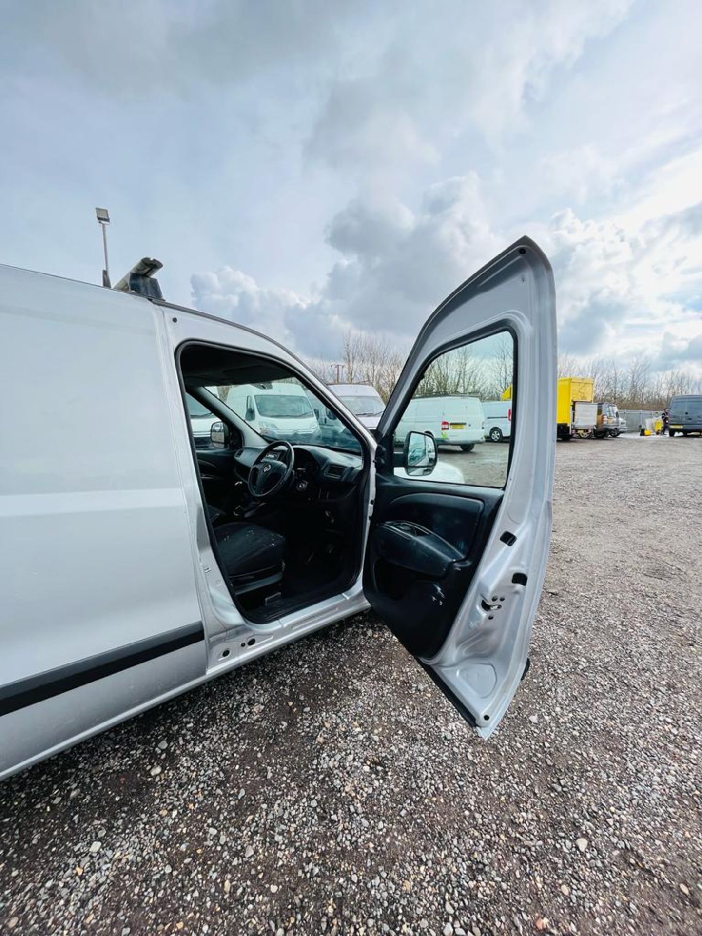 Vauxhall Combo 1.3 CDTI EcoFlex 2017 '67 Reg' - A/C - Panel Van - ULEZ Compliant - Image 12 of 23