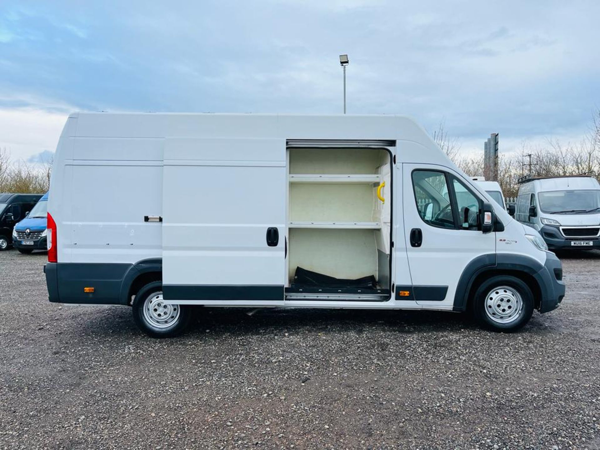 Fiat Ducato 2.3 Multi Jet L4 H3 2018 '18 Reg' A/C - ULEZ Compliant - Extra High Roof - Image 13 of 27