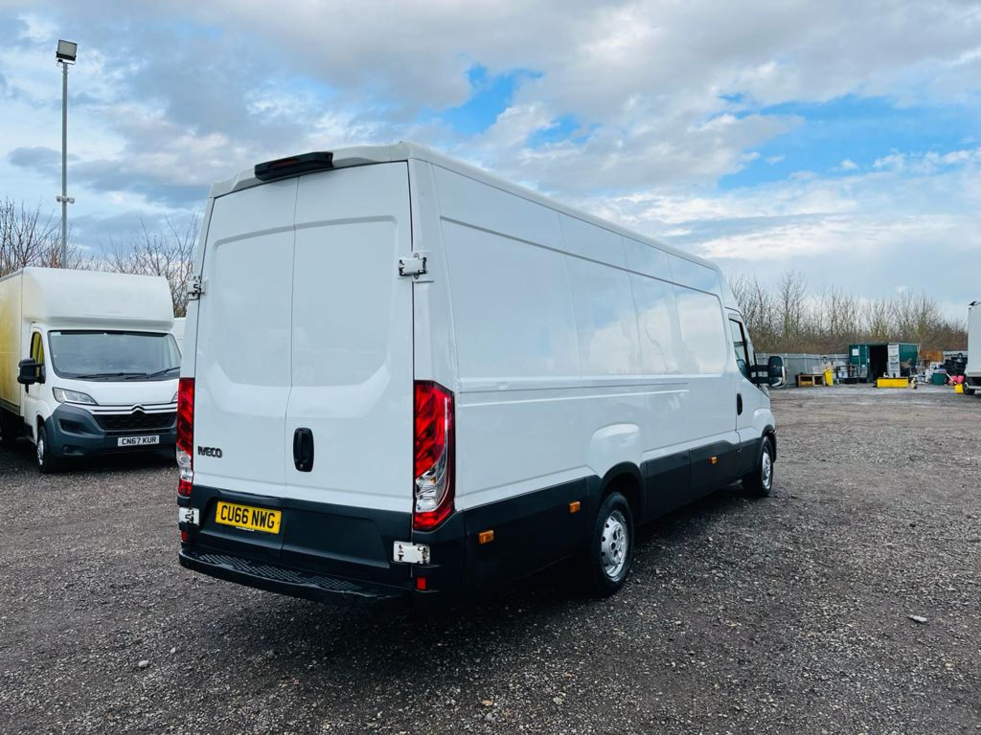 ** ON SALE ** Iveco Daily 2.3 HPI 35S13 L3 H3 2016 '66 Reg' Panel Van - ULEZ Compliant - Image 10 of 23