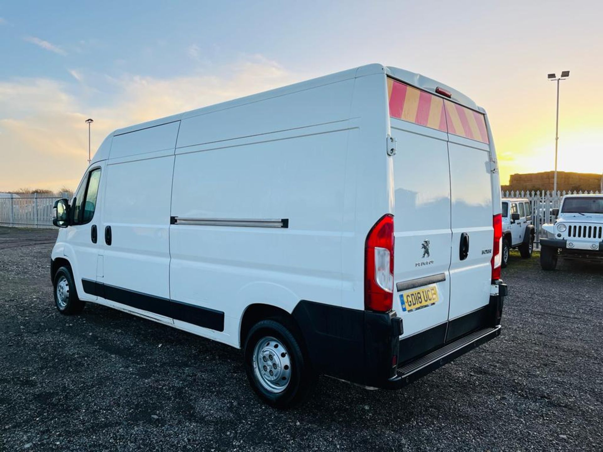 Peugeot Boxer 2.0 BlueHDI L3 H2 Professional 2018 '18 Reg' Sat Nav - A/C - ULEZ Compliant - Image 7 of 23