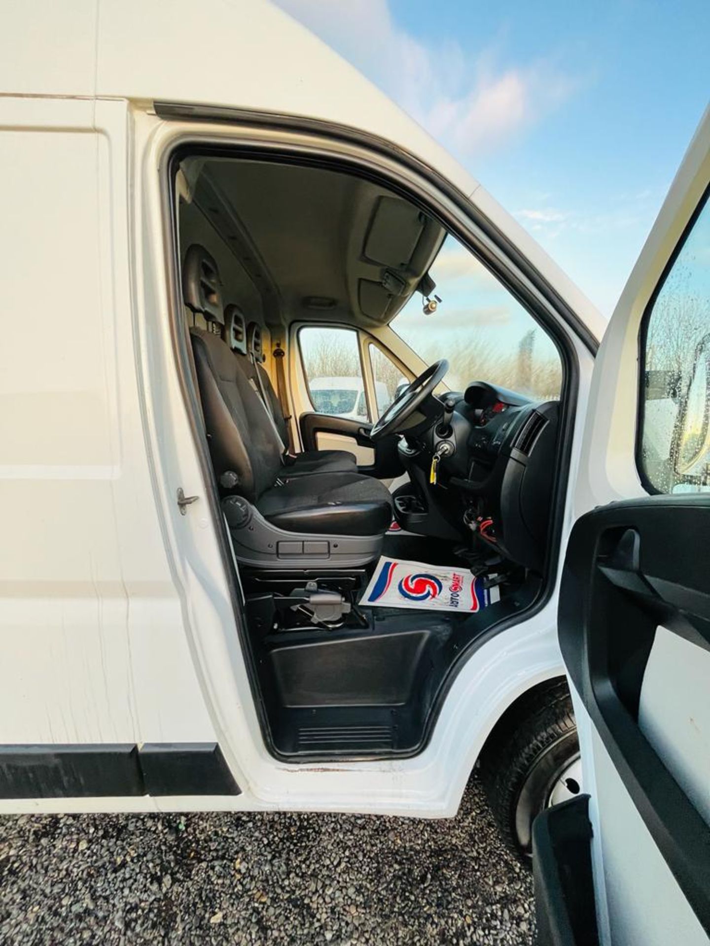 Peugeot Boxer 2.0 BlueHDI L3 H2 Professional 2018 '18 Reg' Sat Nav - A/C - ULEZ Compliant - Image 13 of 23