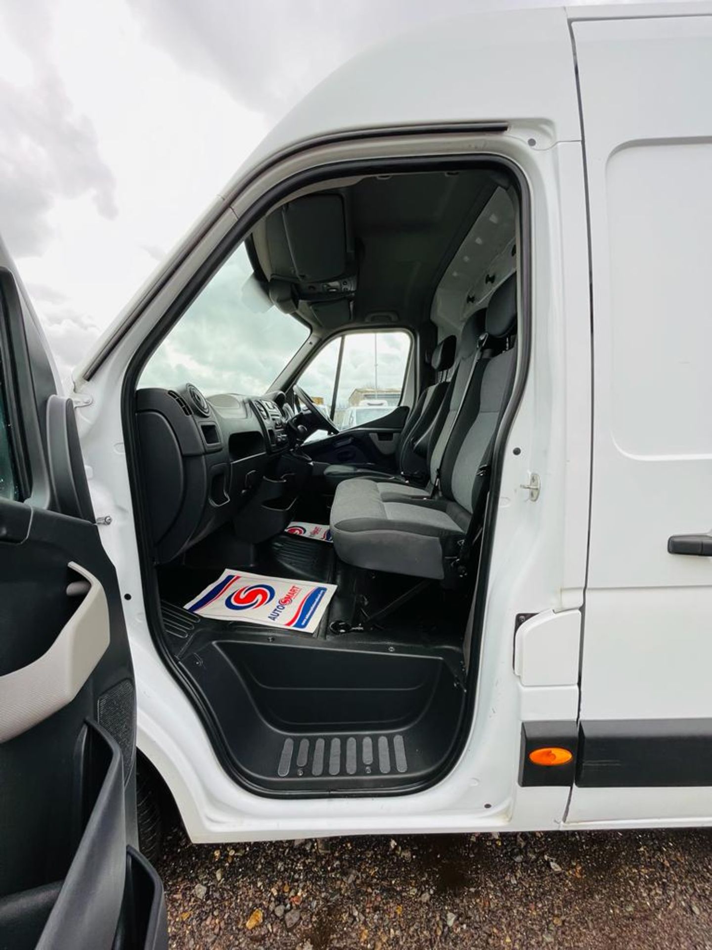 Nissan NV400 2.3 DCI SE L3 H3 125 2015 '15 Reg' Fridge / Freezer - Only 106612 Miles - Image 21 of 25