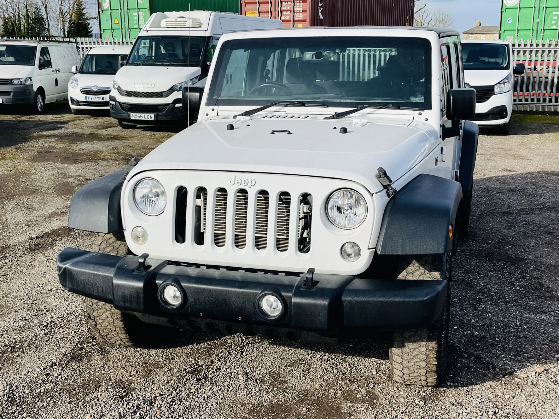 **ON SALE** Jeep Wrangler 3.6L V6 Unlimited Sport 4WD Auto Convertible Hardtop '2017 Year' A/C - Image 3 of 25