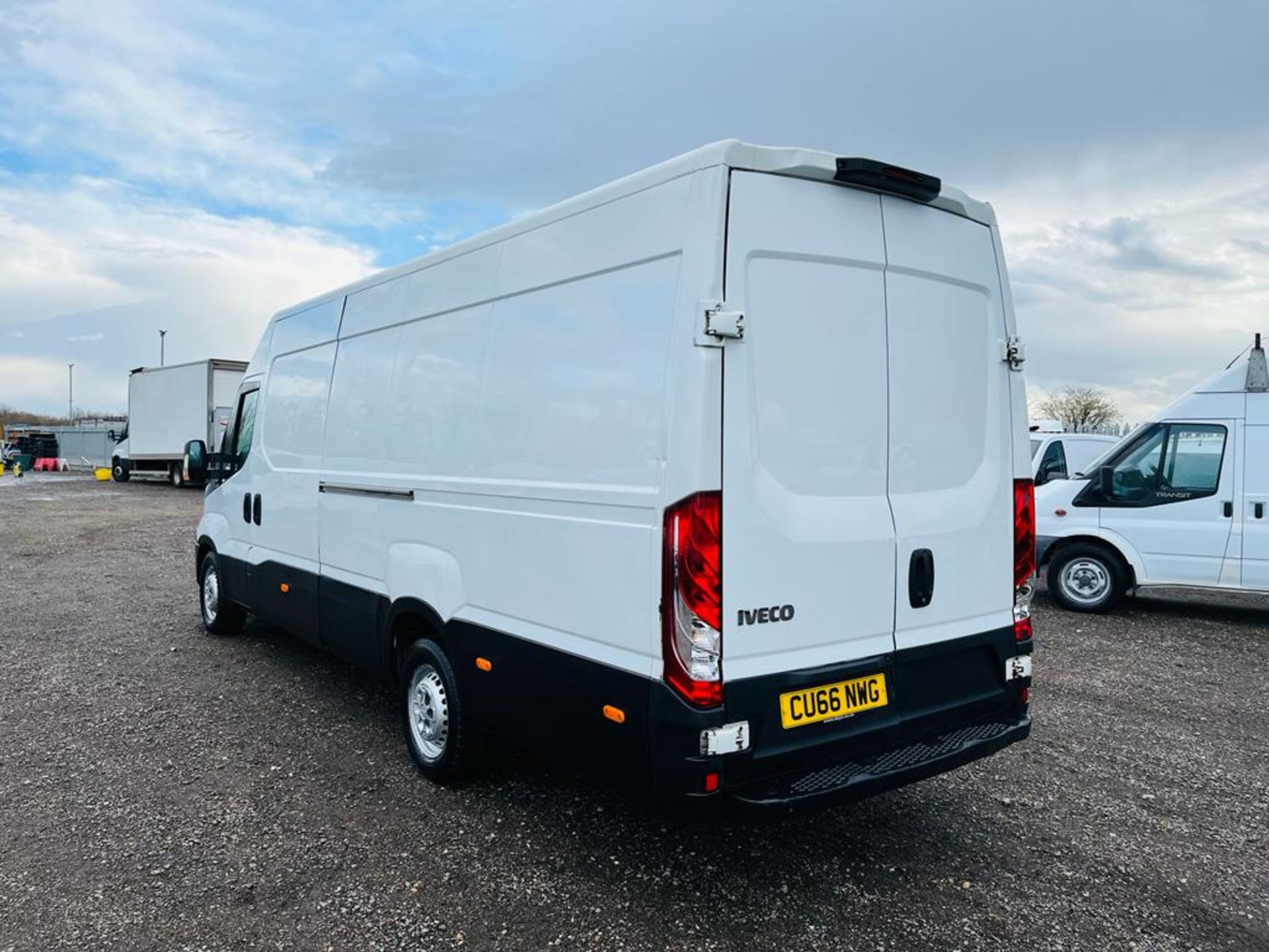 ** ON SALE ** Iveco Daily 2.3 HPI 35S13 L3 H3 2016 '66 Reg' Panel Van - ULEZ Compliant - Image 7 of 23