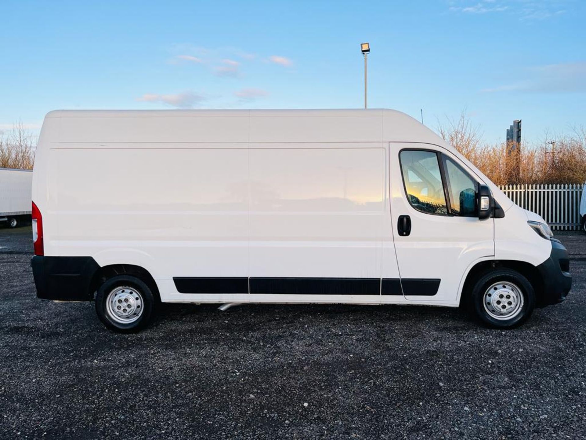 Peugeot Boxer 2.0 BlueHDI L3 H2 Professional 2018 '18 Reg' Sat Nav - A/C - ULEZ Compliant - Image 11 of 23