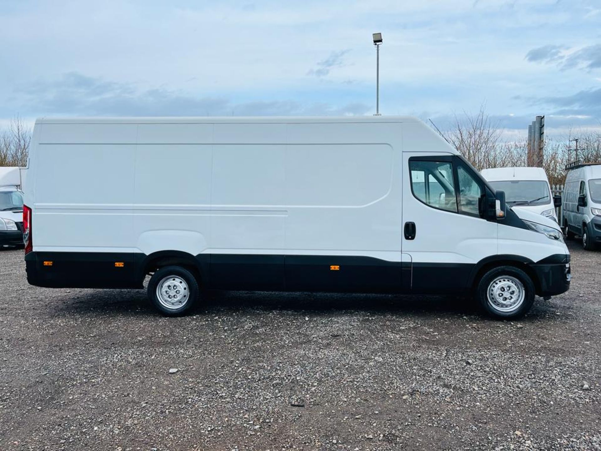 ** ON SALE ** Iveco Daily 2.3 HPI 35S13 L3 H3 2016 '66 Reg' Panel Van - ULEZ Compliant - Image 11 of 23