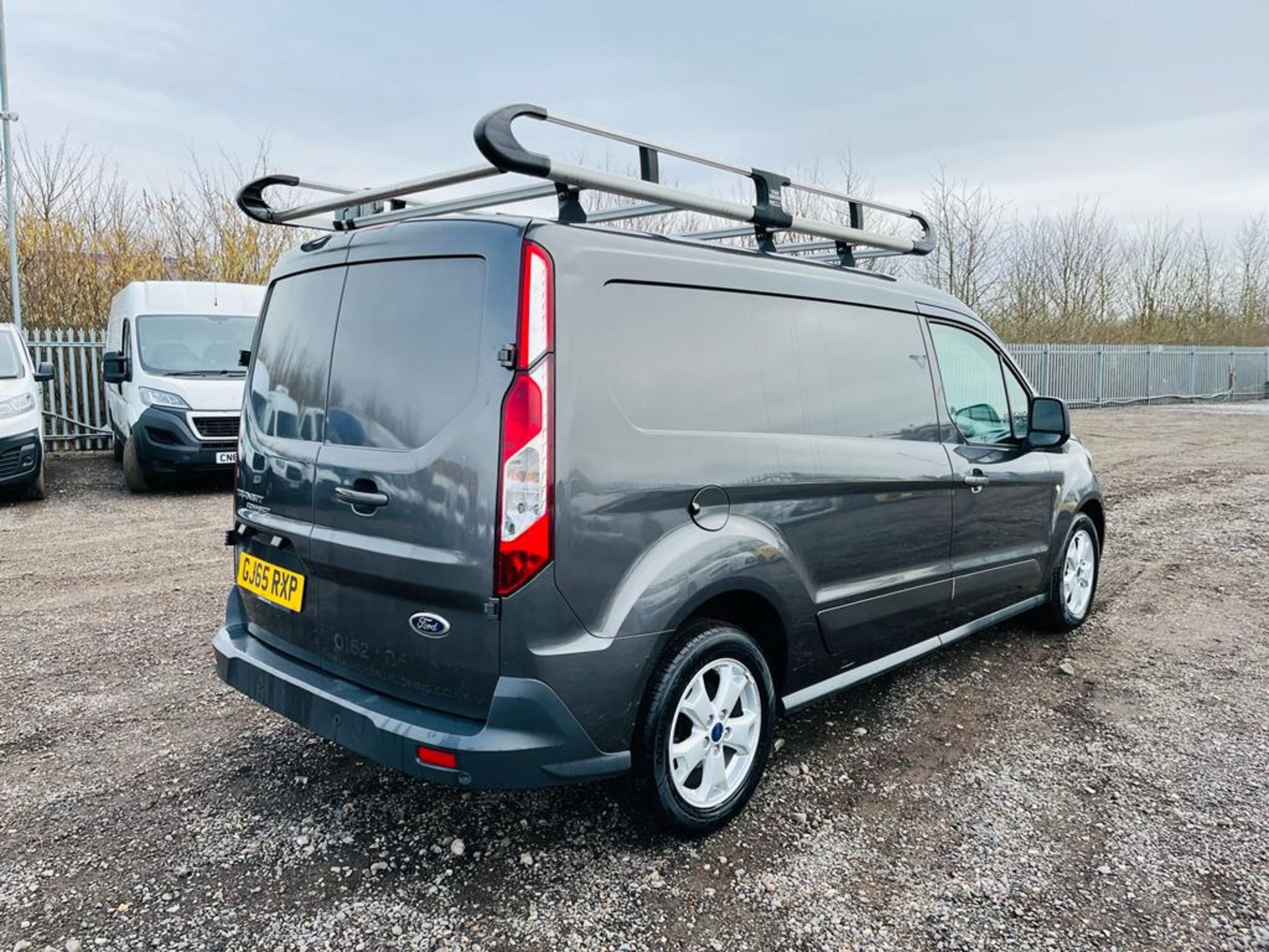 Ford Transit Connect 1.6 TDCI 115 L2 H1 Limited 2015 '65 Reg' - A/C - No Vat - Image 12 of 26