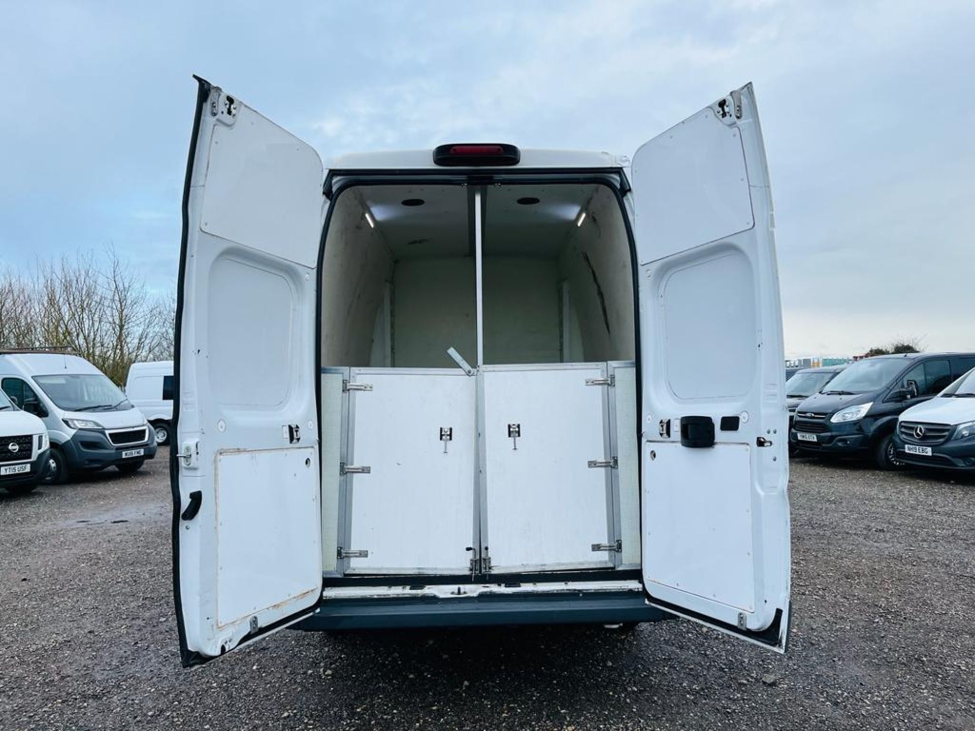 Fiat Ducato 2.3 Multi Jet L4 H3 2018 '18 Reg' A/C - ULEZ Compliant - Extra High Roof - Image 10 of 27