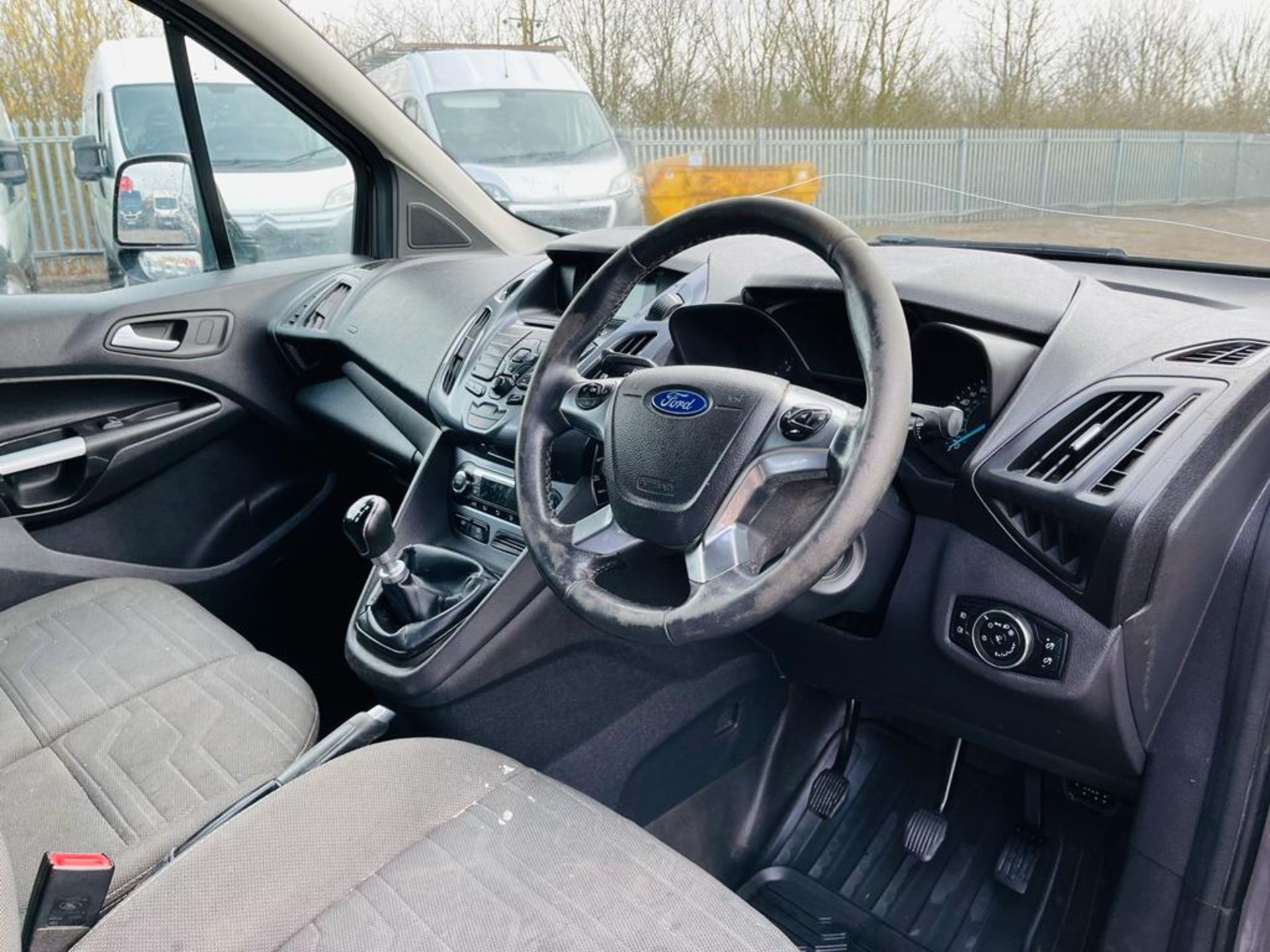 Ford Transit Connect 1.6 TDCI 115 L2 H1 Limited 2015 '65 Reg' - A/C - No Vat - Image 17 of 26