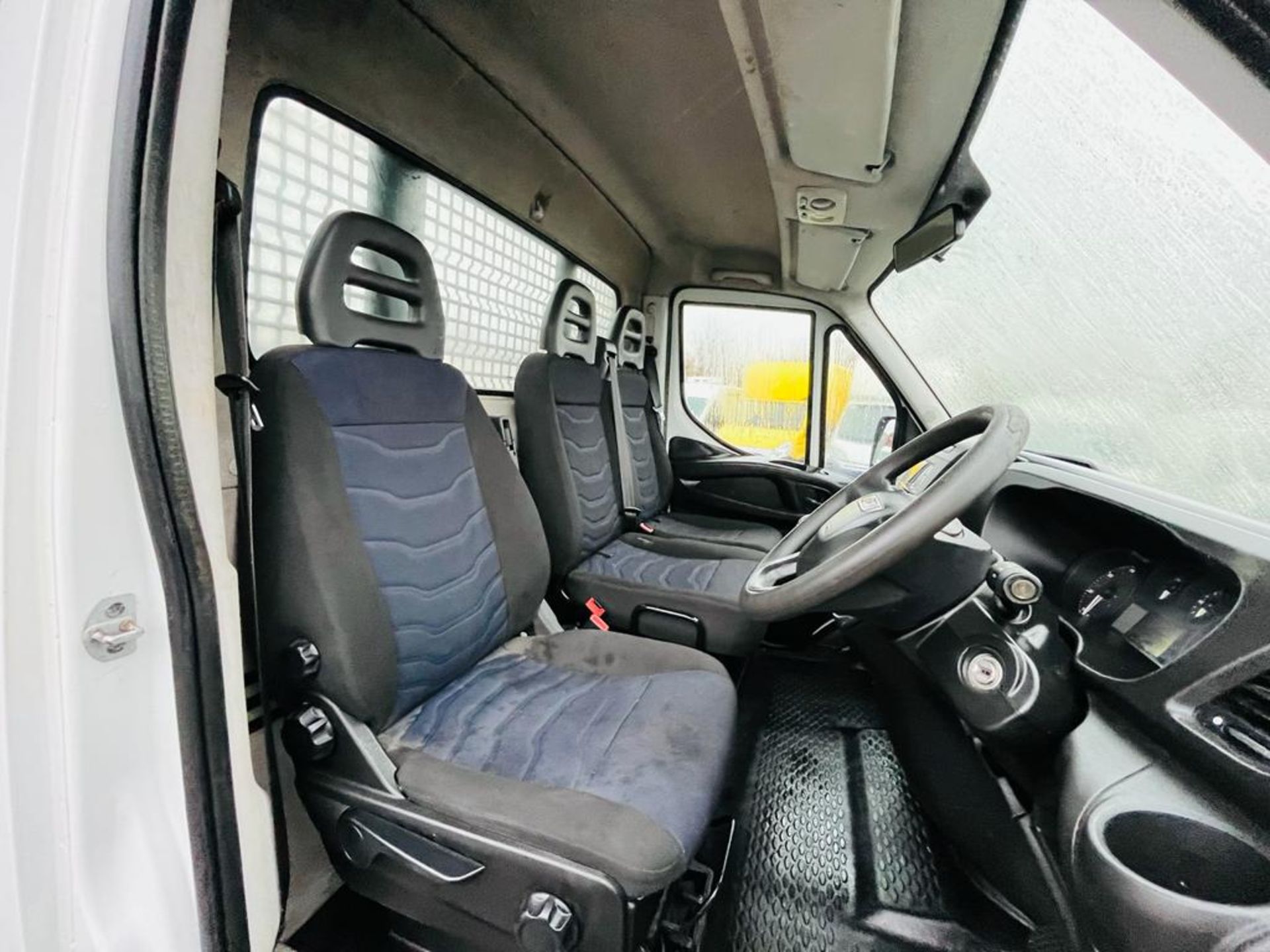 ** ON SALE **Iveco Daily 35C14 2.3 HPI 2018 '68 Reg' Alloy Dropside - ULEZ Compliant - Image 12 of 20