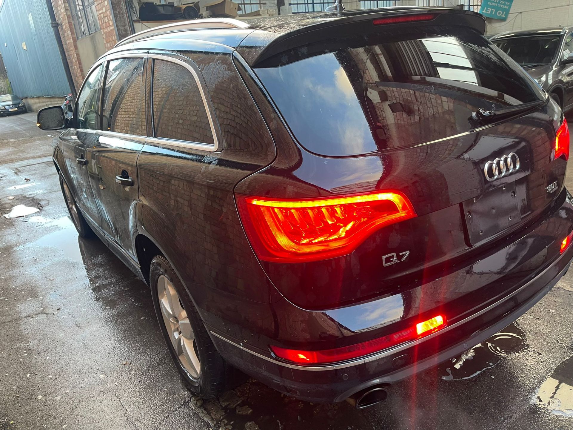 Audi Q7 3.0L V6 Quattro Premium Plus '2015 Year' Sat Nav - A/C - AWD - ULEZ Compliant - 7 Seats - Image 6 of 18