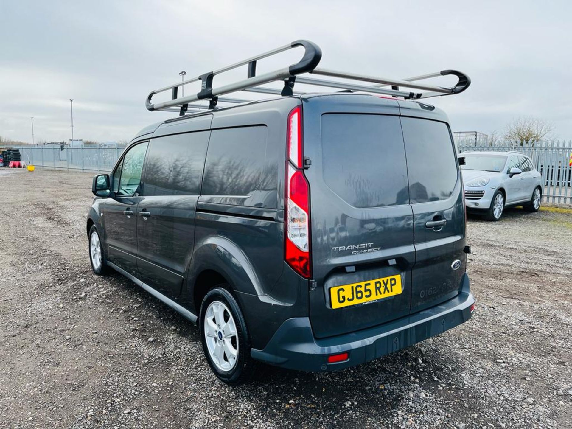 Ford Transit Connect 1.6 TDCI 115 L2 H1 Limited 2015 '65 Reg' - A/C - No Vat - Image 9 of 26