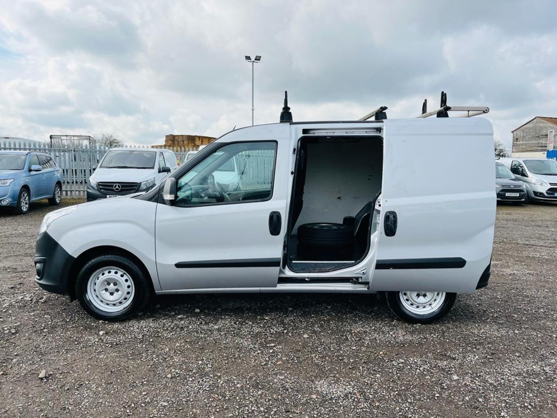 Vauxhall Combo 1.3 CDTI EcoFlex 2017 '67 Reg' - A/C - Panel Van - ULEZ Compliant - Image 5 of 23