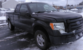 ** ON SALE ** Ford F-150 4.6 V8 STX Super Cab ' 2010 Year ' 4WD - Fresh Import - A/C