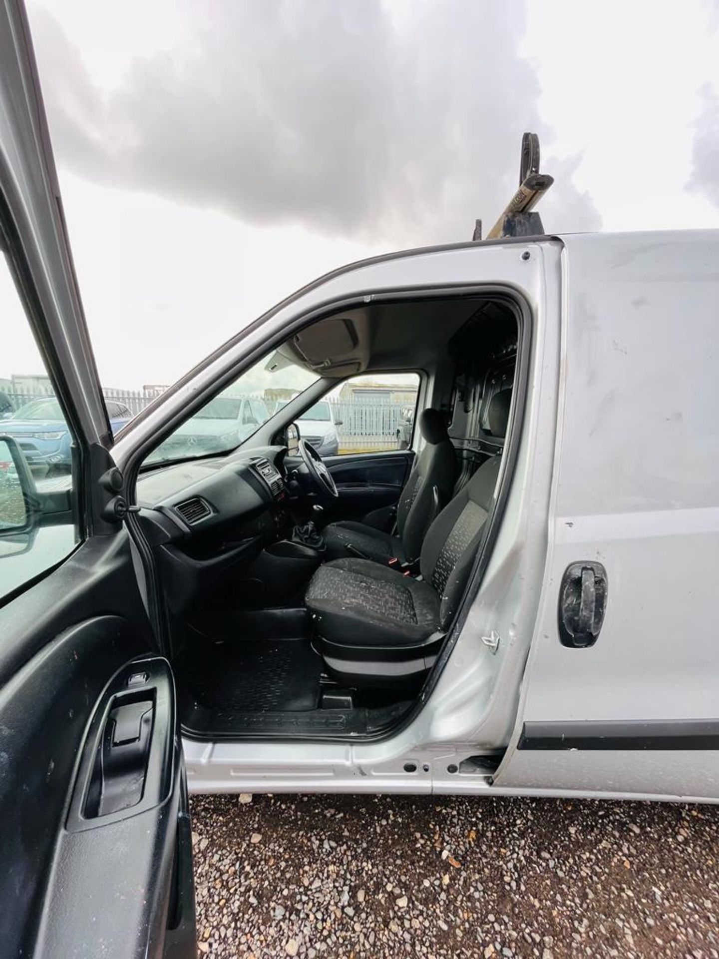 Vauxhall Combo 1.3 CDTI EcoFlex 2017 '67 Reg' - A/C - Panel Van - ULEZ Compliant - Image 19 of 23