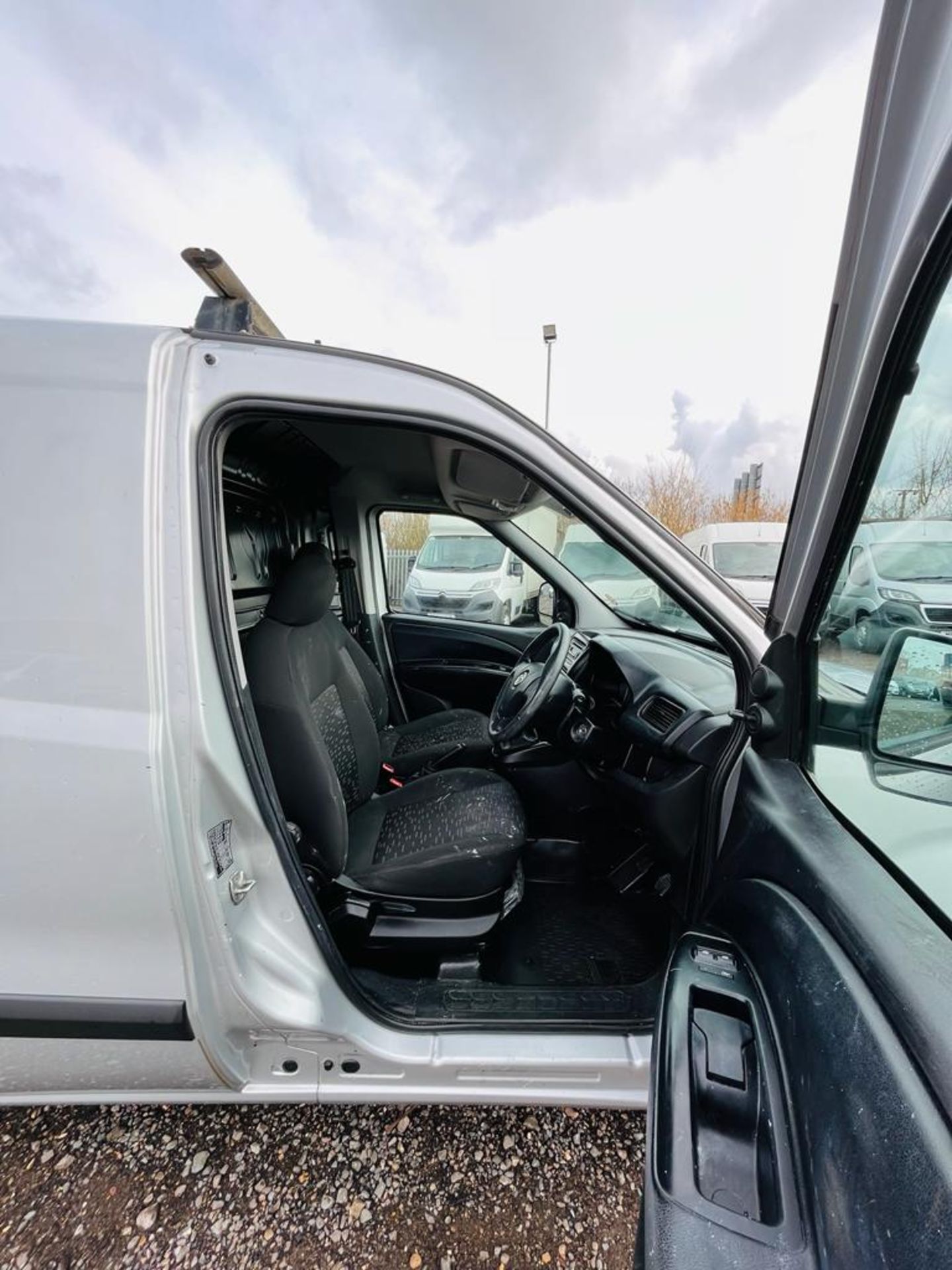 Vauxhall Combo 1.3 CDTI EcoFlex 2017 '67 Reg' - A/C - Panel Van - ULEZ Compliant - Image 13 of 23